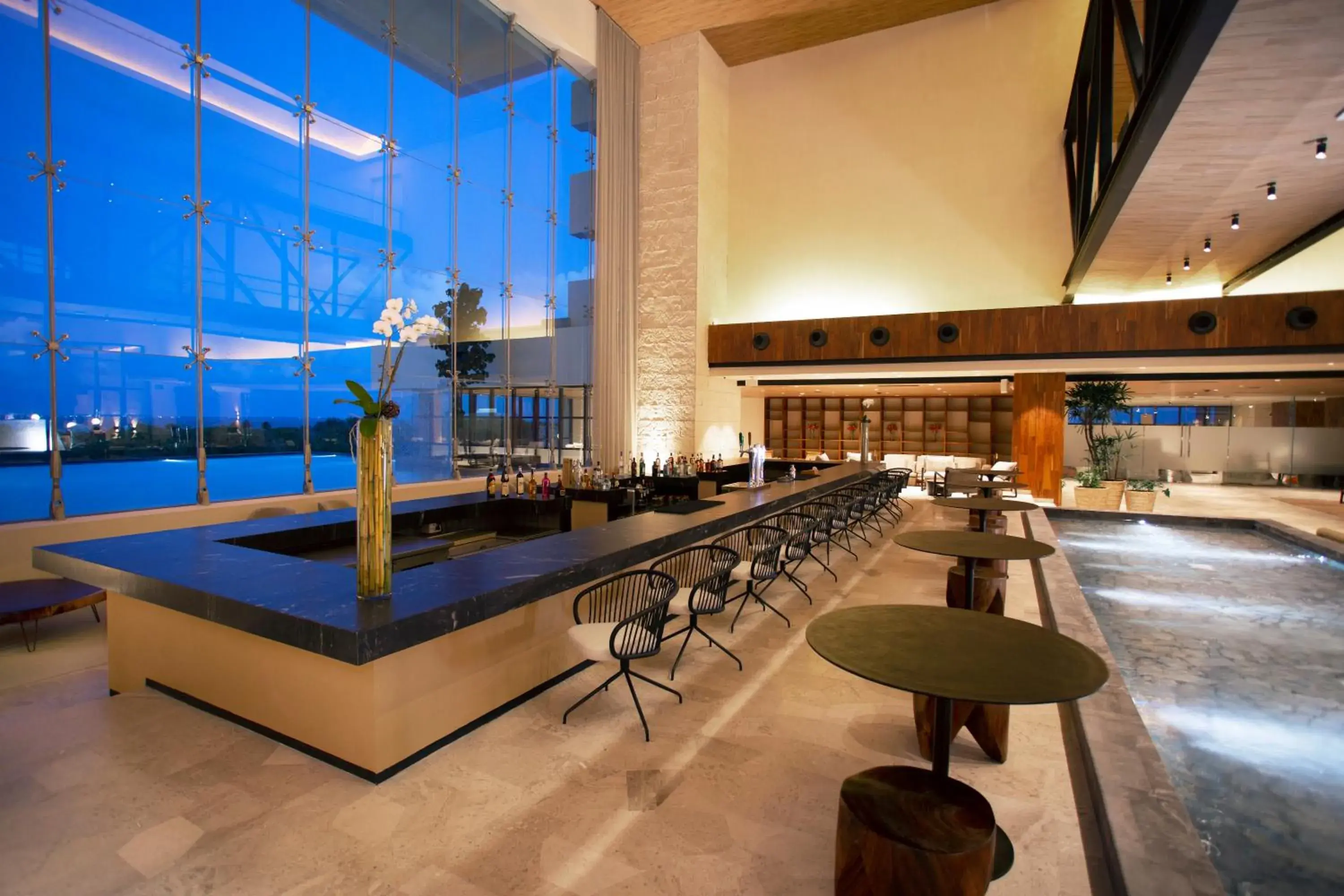 Lounge or bar in Atelier Playa Mujeres- Adults Only - All Inclusive Resort Lounge or bar in Atelier Playa Mujeres- Adults Only - All Inclusive Resort