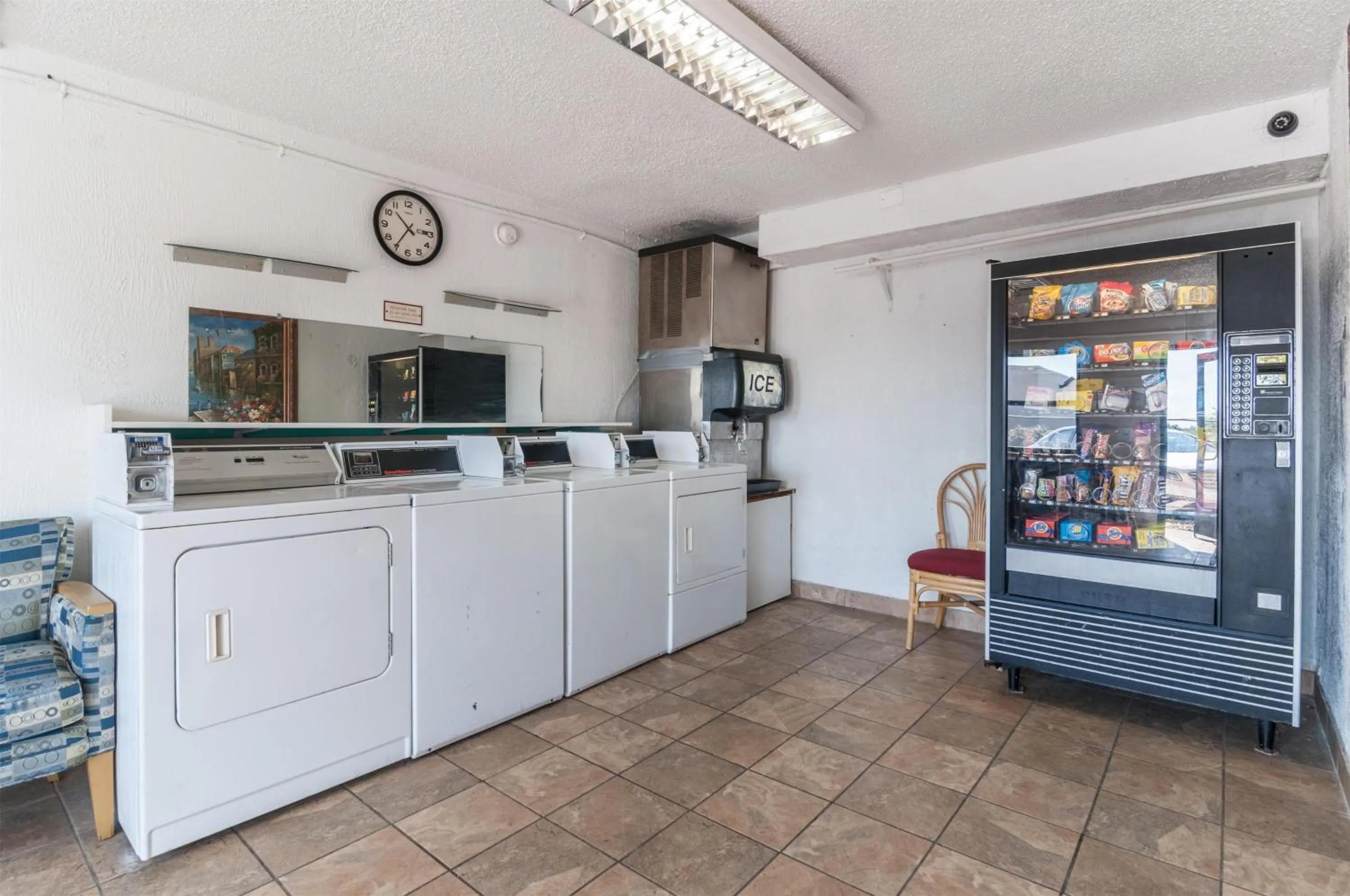 Property building in Motel 6-Farmington Hills, MI - Northwest - Farmington Hills