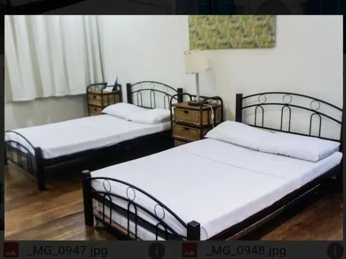 Double Room with Private Bathroom in Balay 8 Suites Double Room with Private Bathroom in Balay 8 Suites