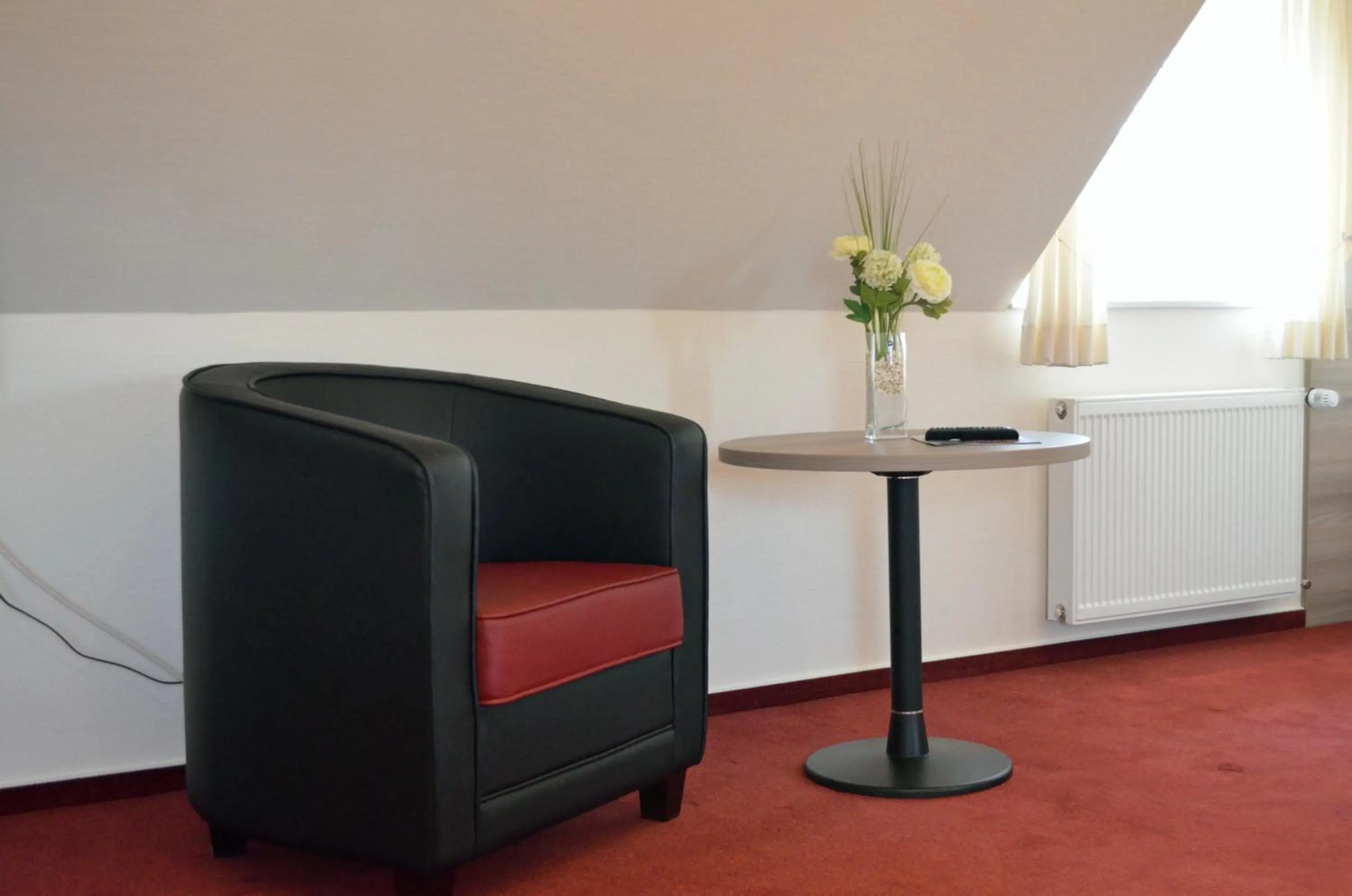 Photo of the whole room in Altes Landhaus