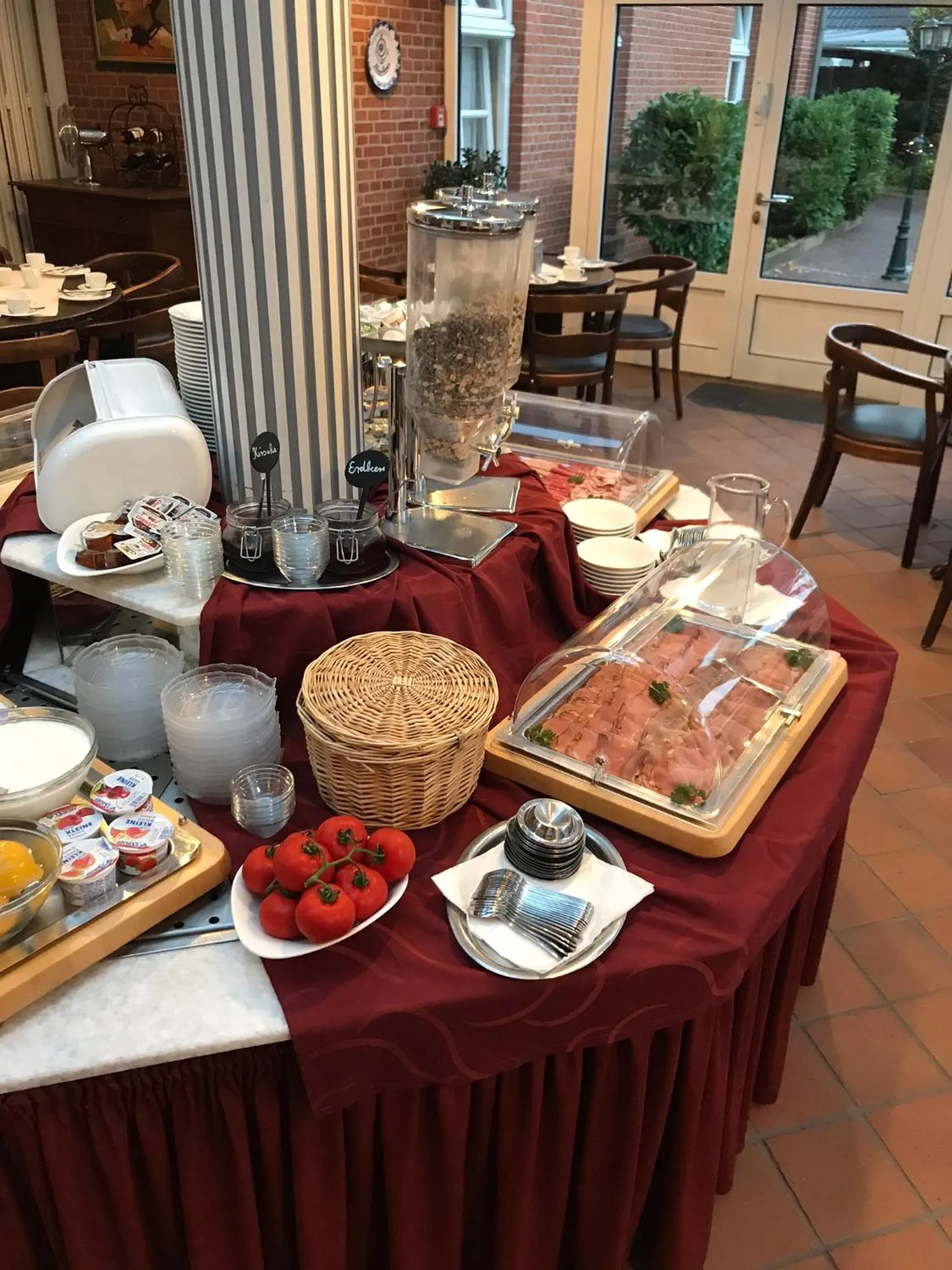 Buffet breakfast in Altes Landhaus