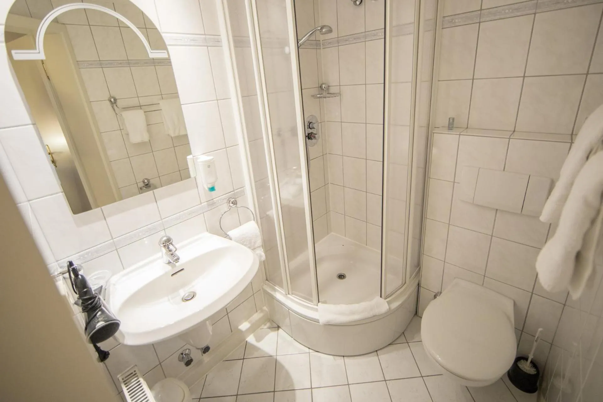 Photo of the whole room in Altes Landhaus