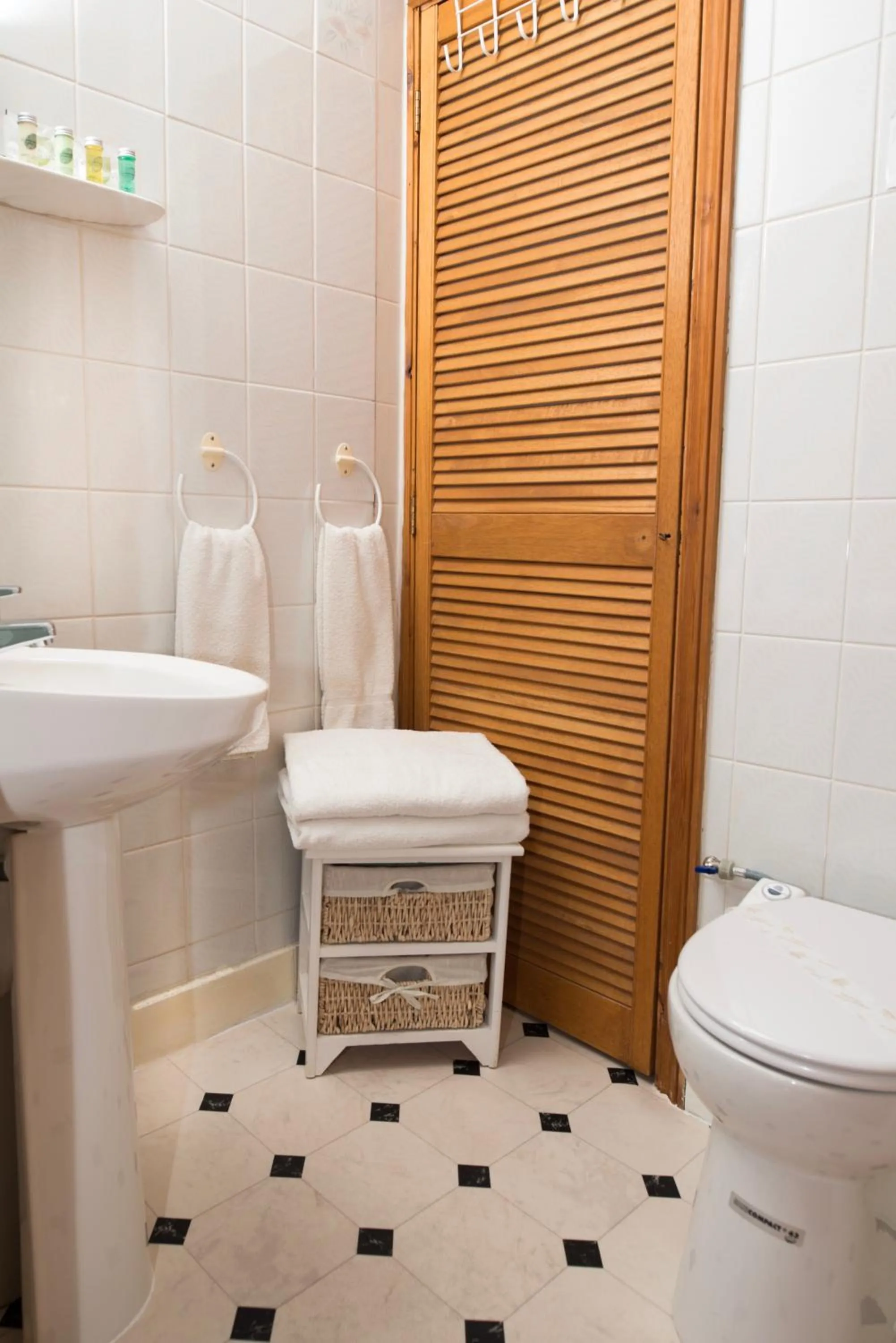 Twin Room - single occupancy in Ammonite Lodge