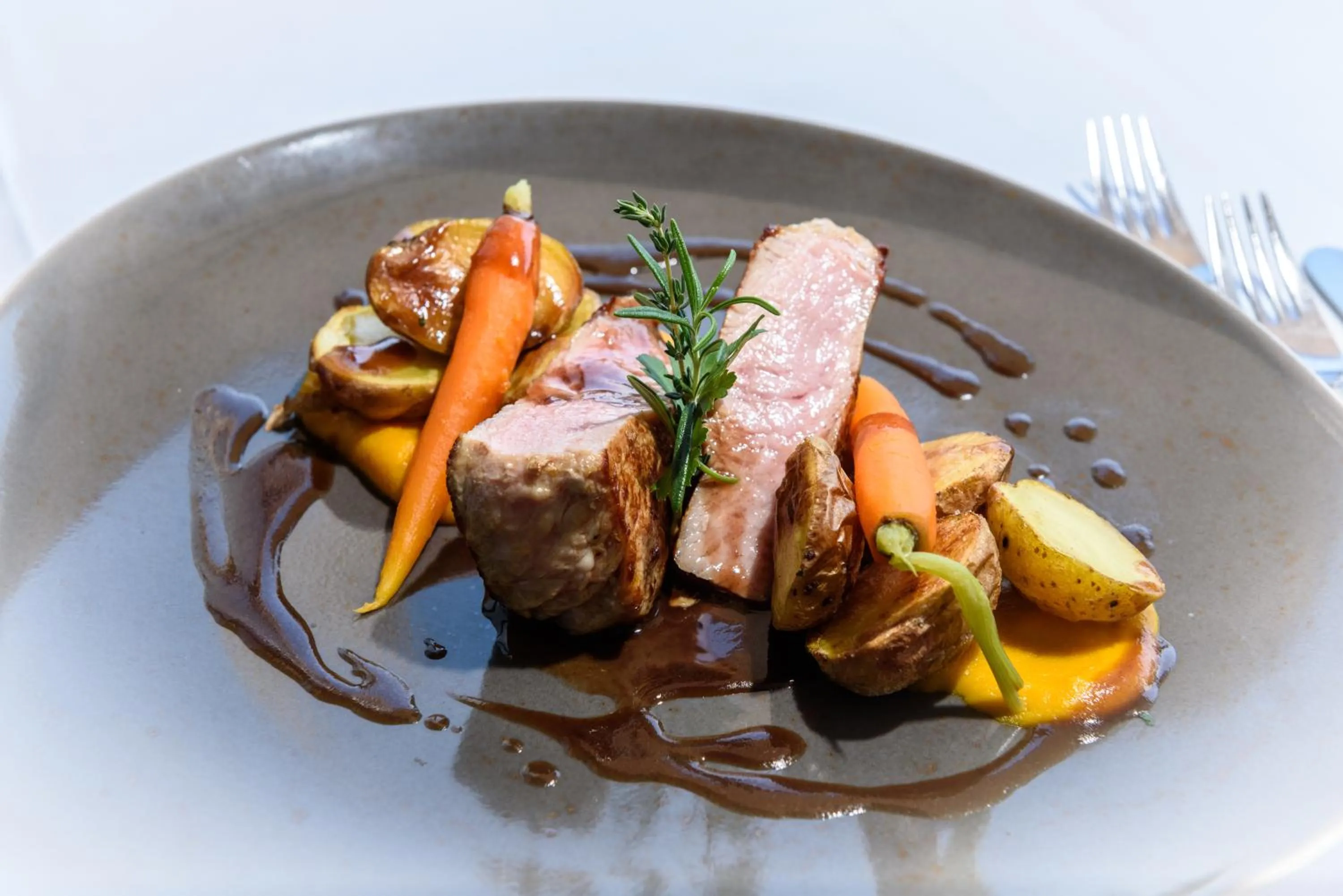 Restaurant/places to eat in Hotel Zum Mohren