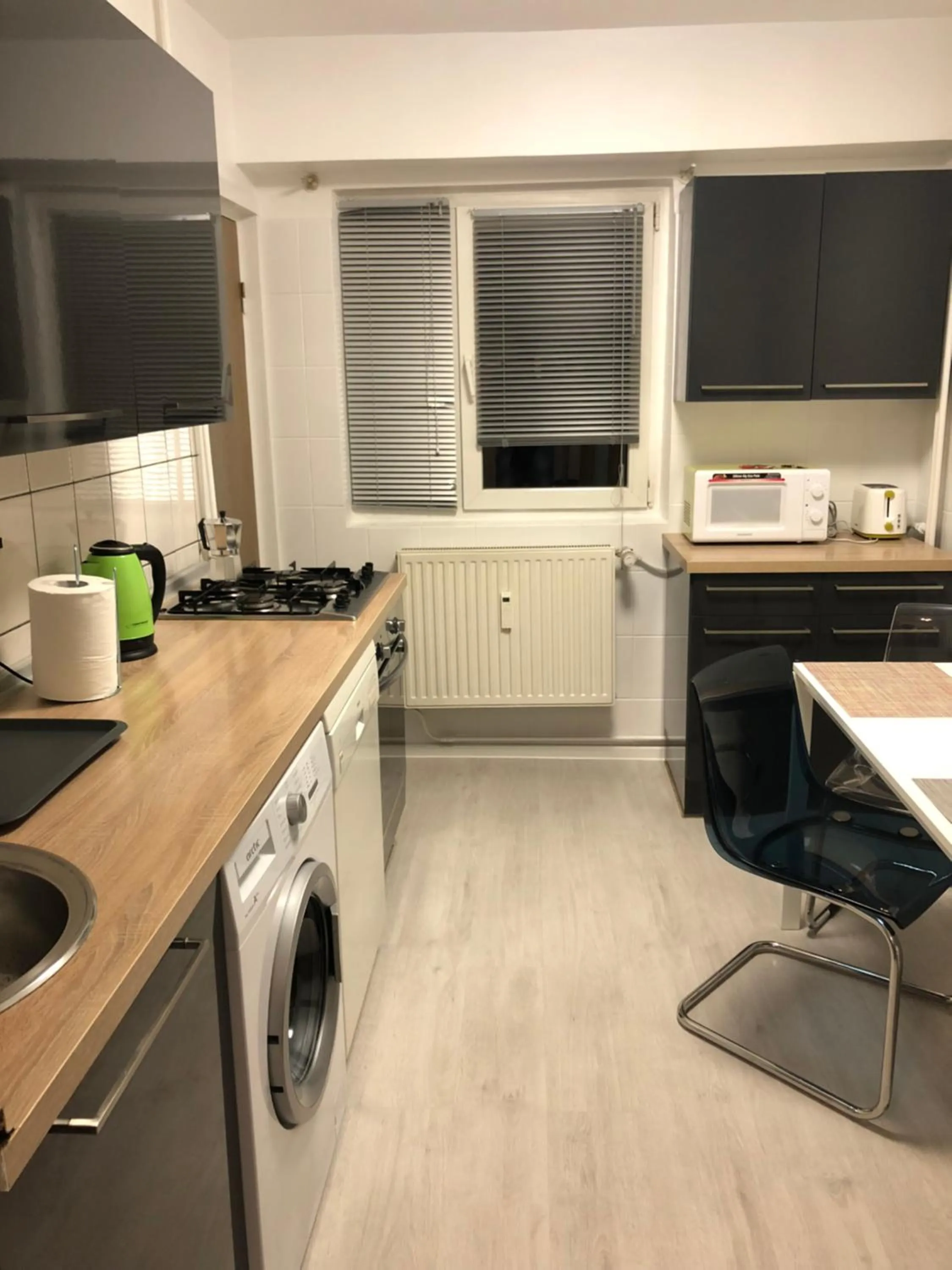 Bathroom in Green Apartment 59