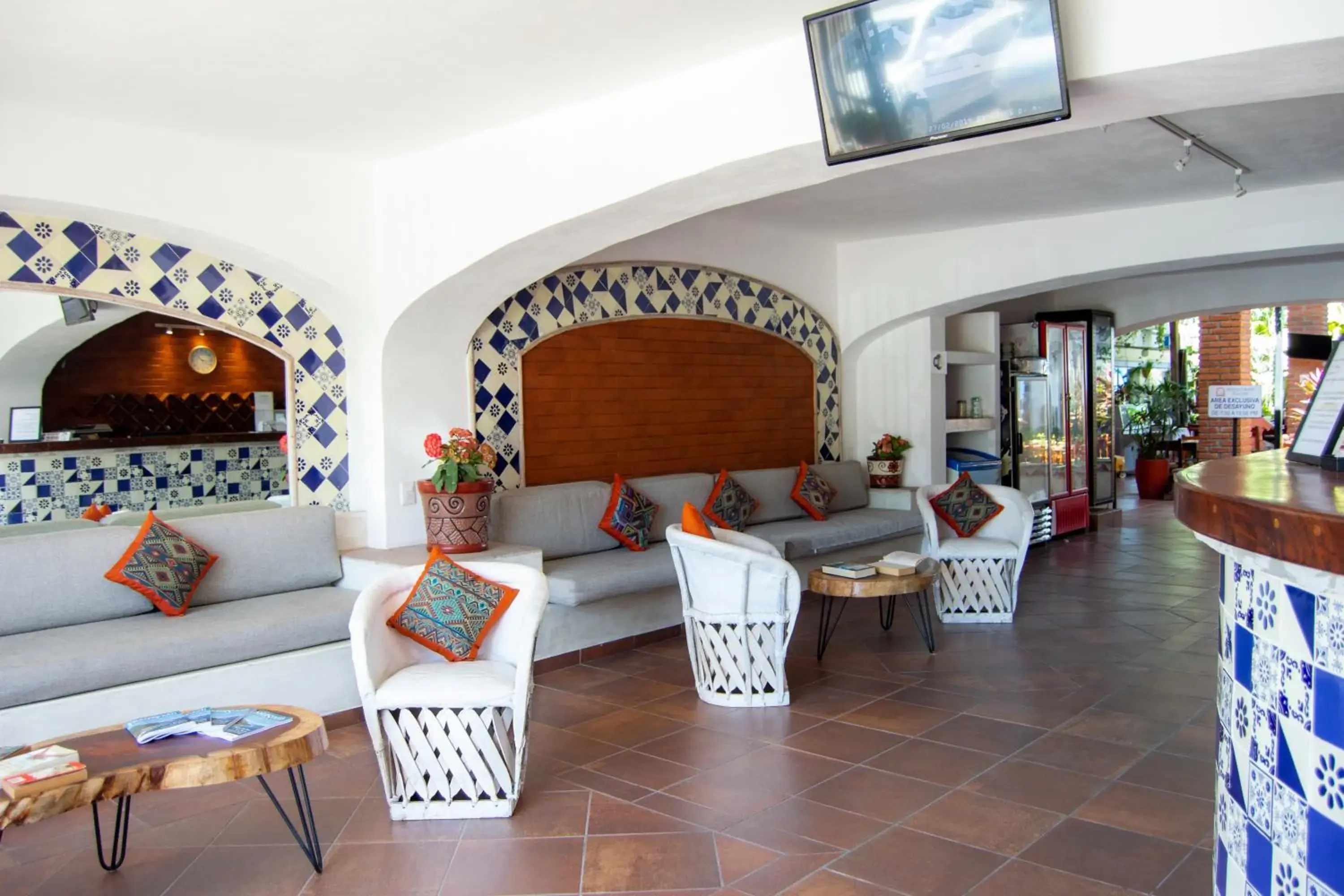 Facade/entrance in Hotel Hacienda Vallarta - Playa Las Glorias Facade/entrance in Hotel Hacienda Vallarta - Playa Las Glorias