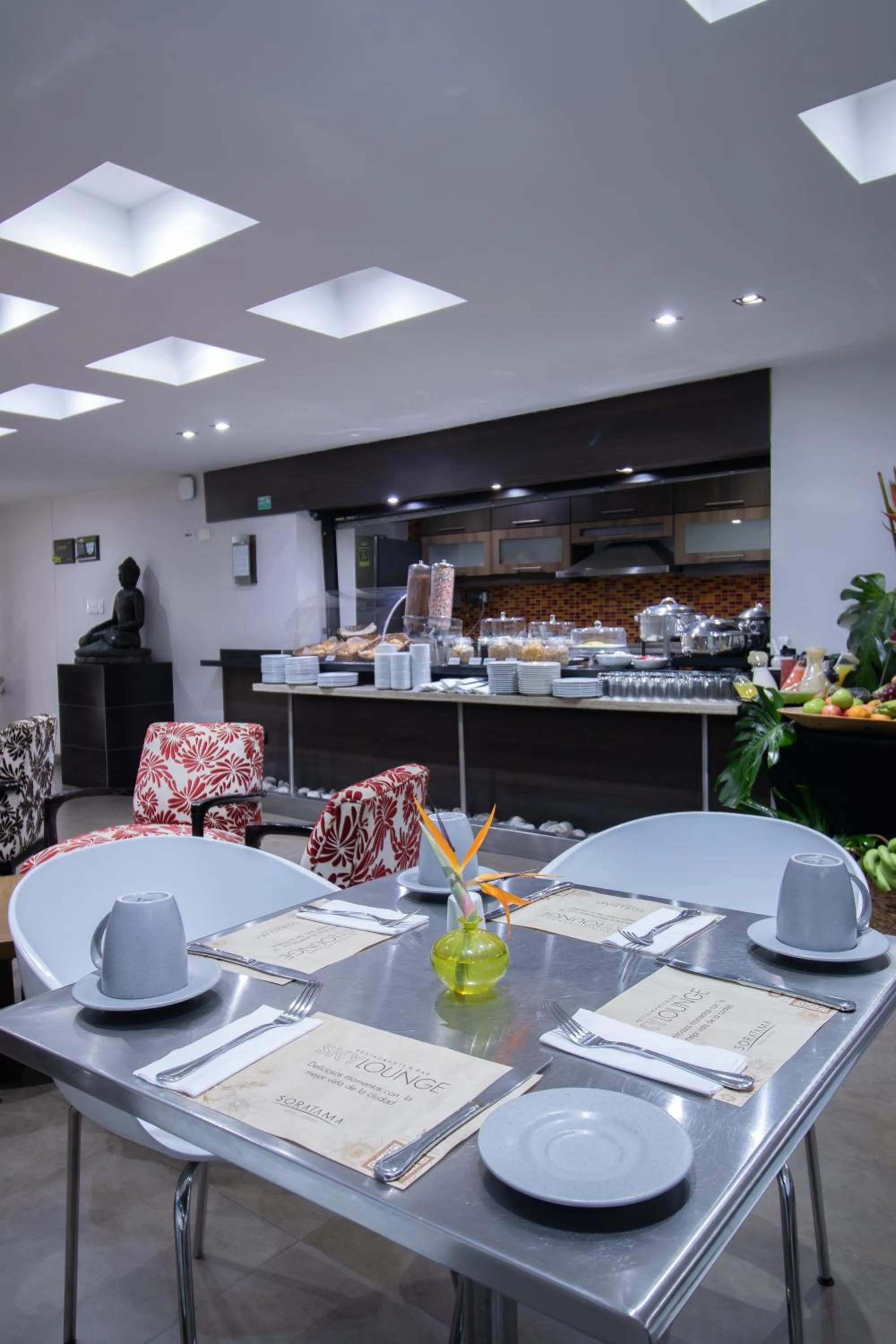 Restaurant/places to eat in San Simon Hotel Pereira By Soratama