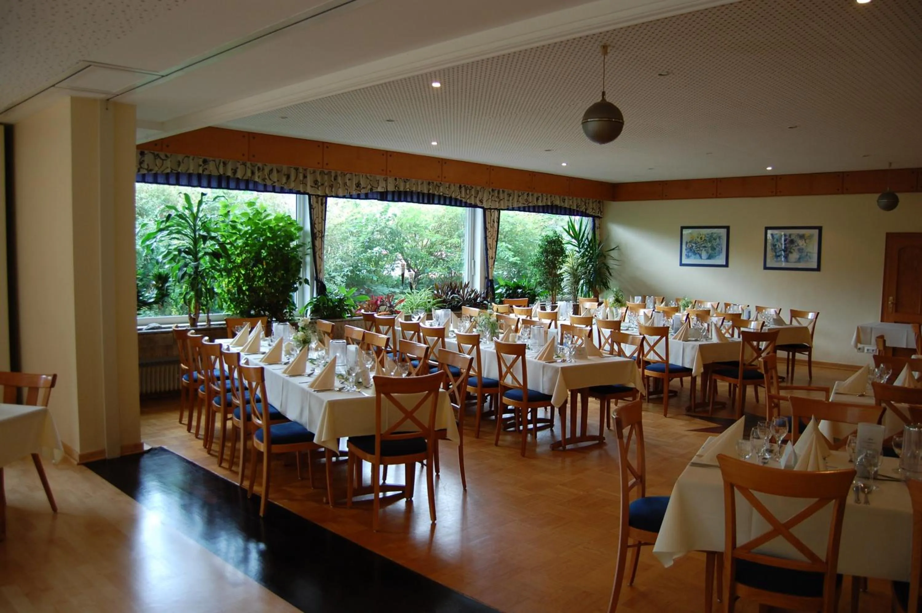 Restaurant/places to eat in Hotel Hubertushof