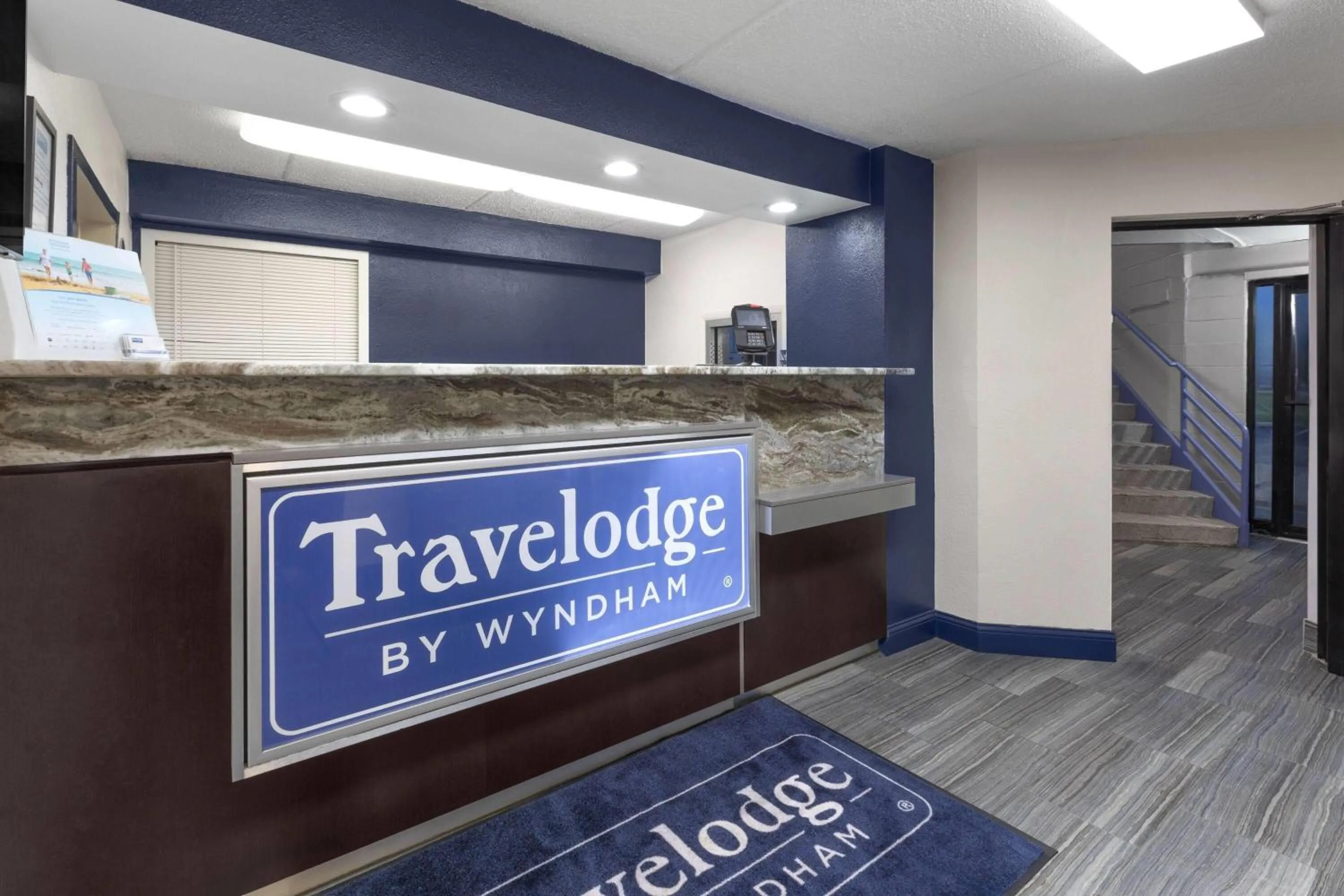 Lobby or reception in Travelodge by Wyndham Madison Heights MI