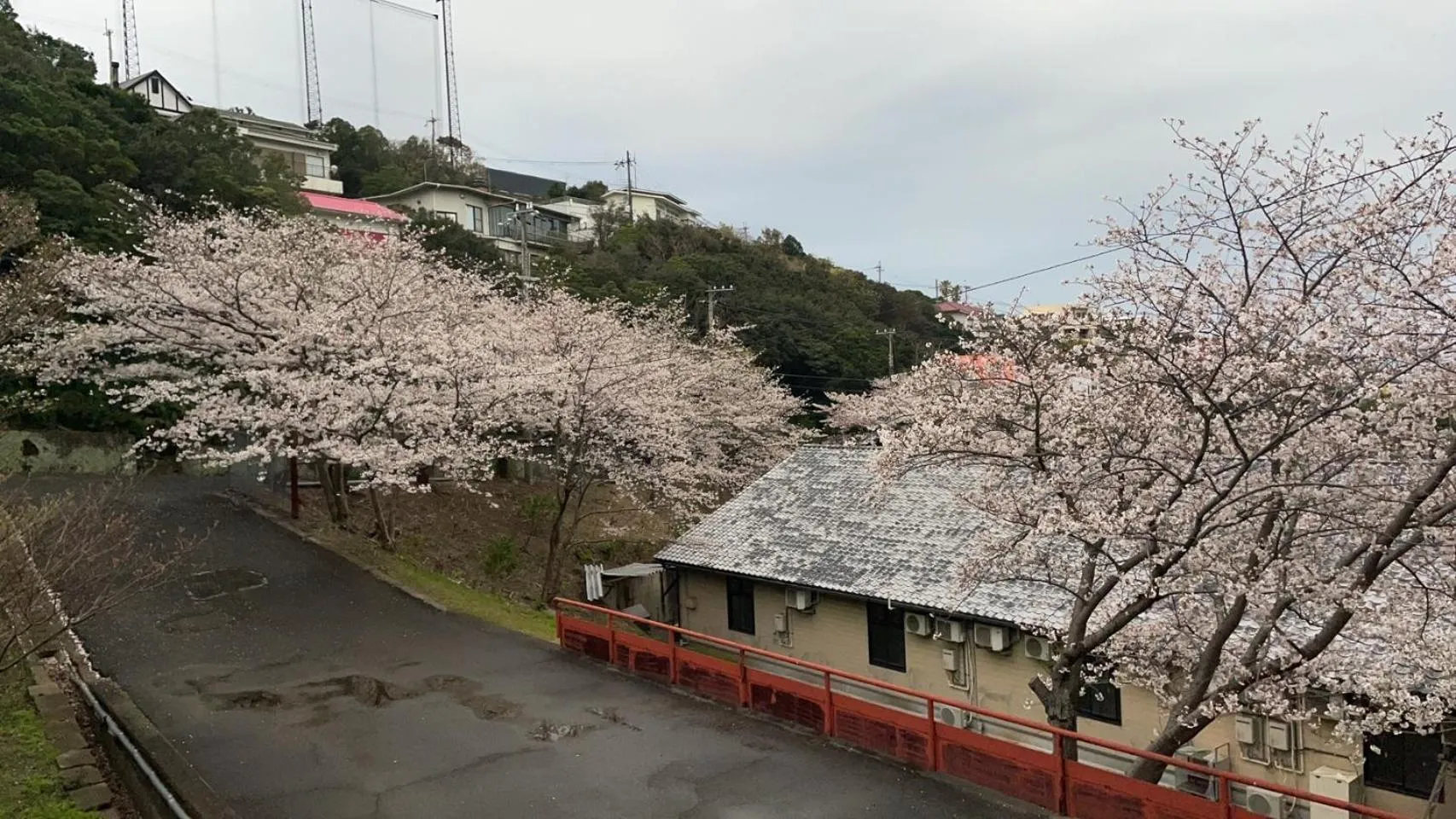 Property building in Shirahama Meiji Villa