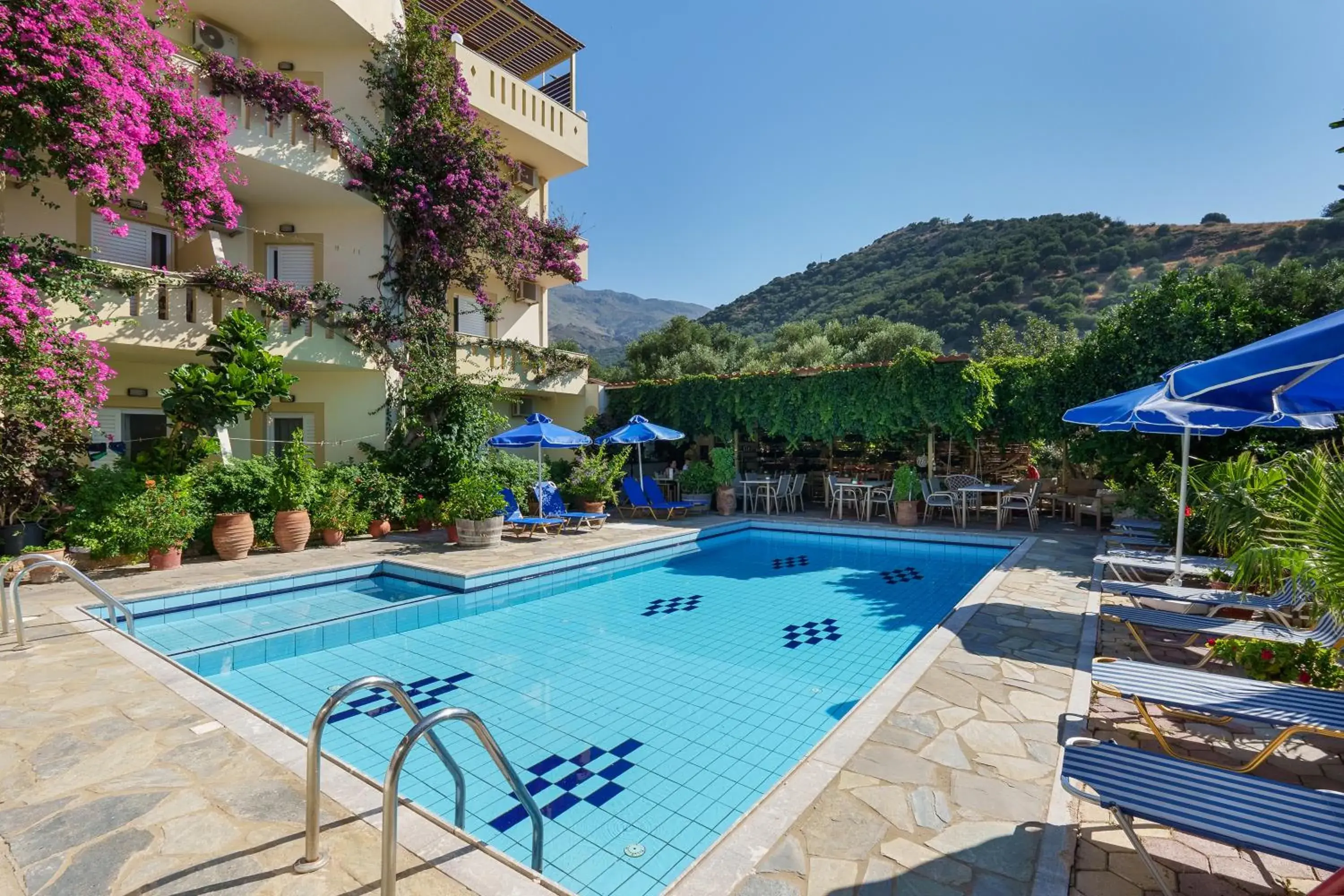 Sunrise Hotel & Apartments Sunrise Hotel & Apartments