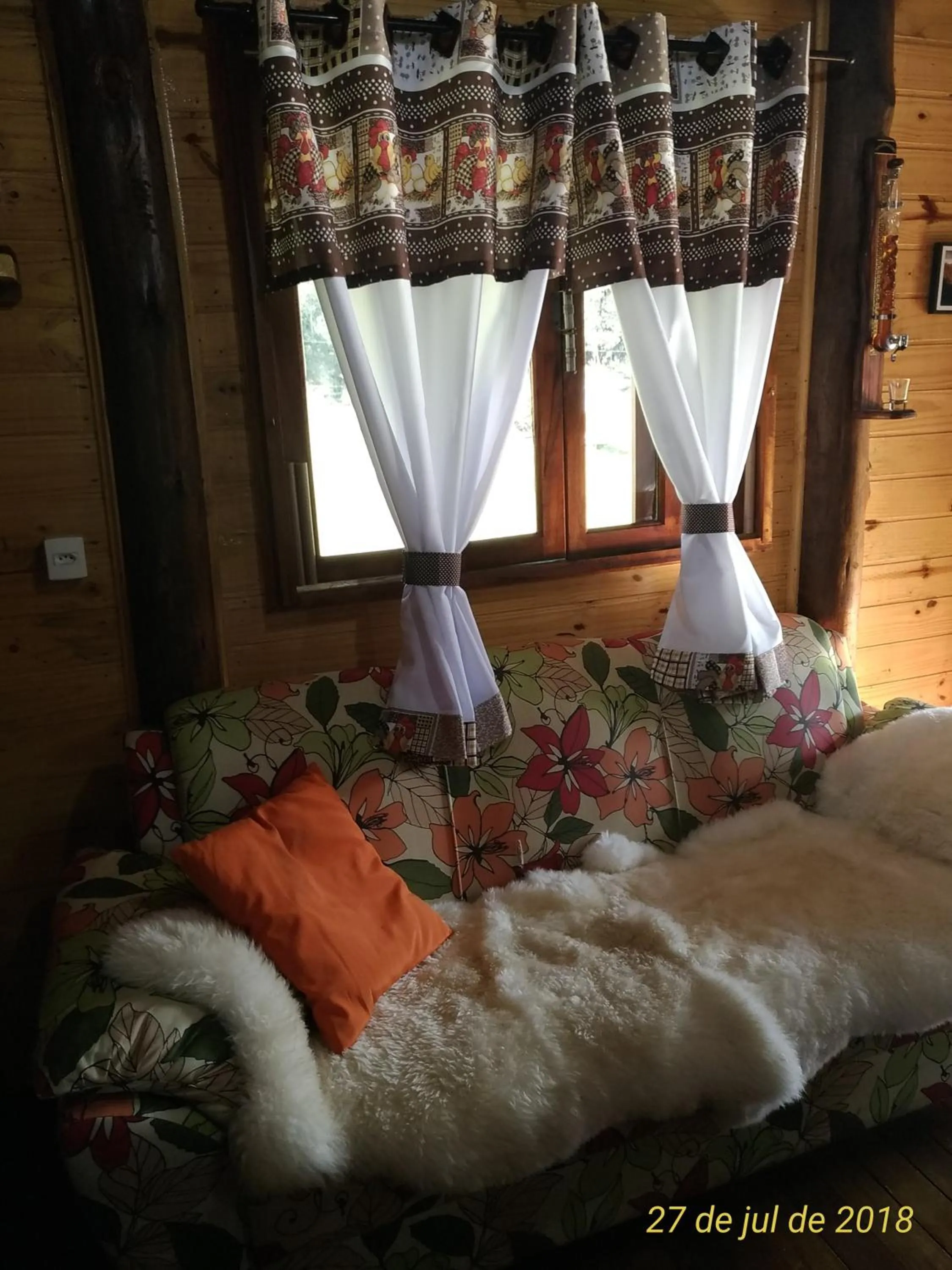 Living room, Bed in Pousada Recanto dos Pôneis Rio Rufino Urubici