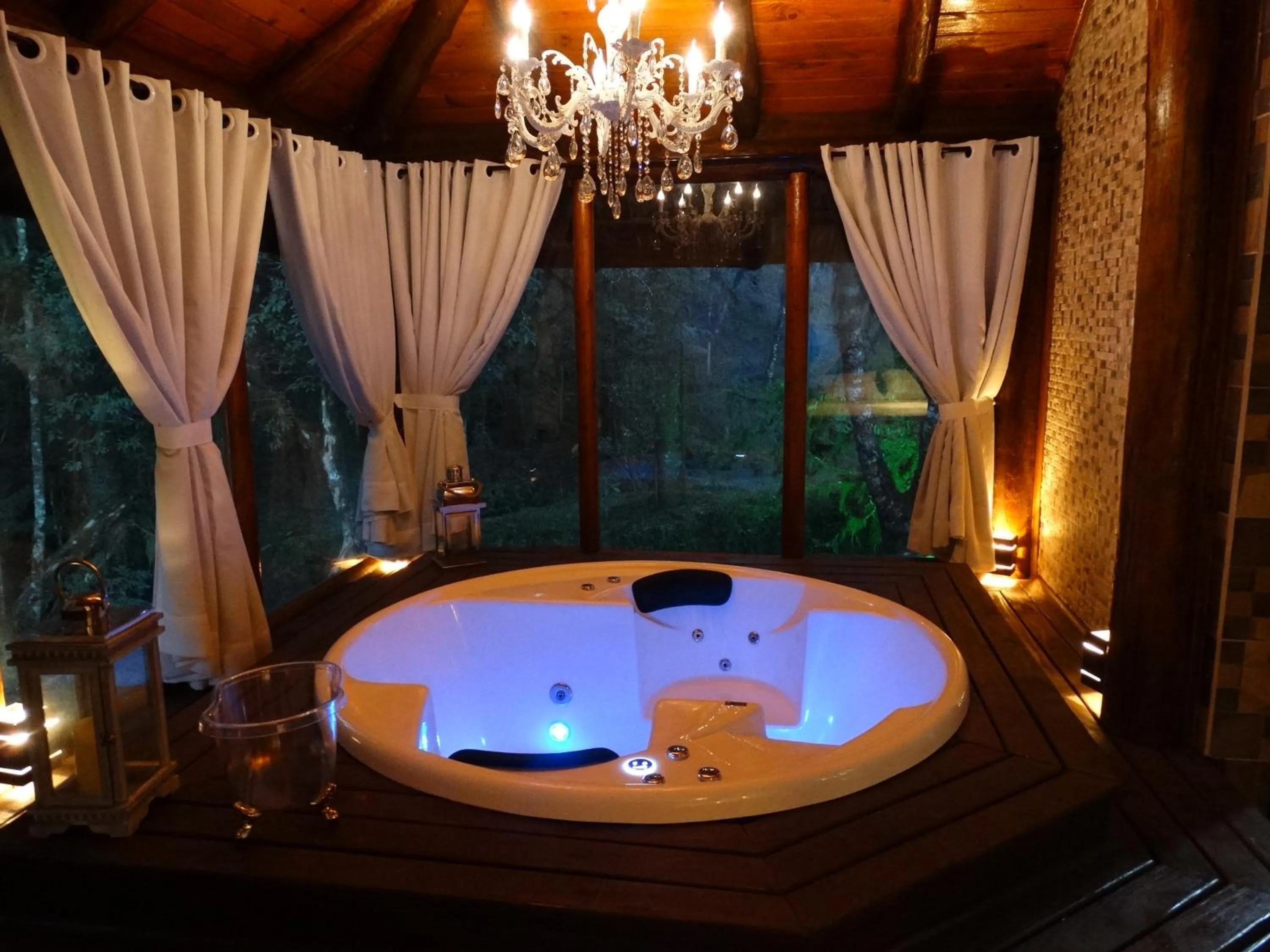 Hot Tub in Pousada Recanto dos Pôneis Rio Rufino Urubici