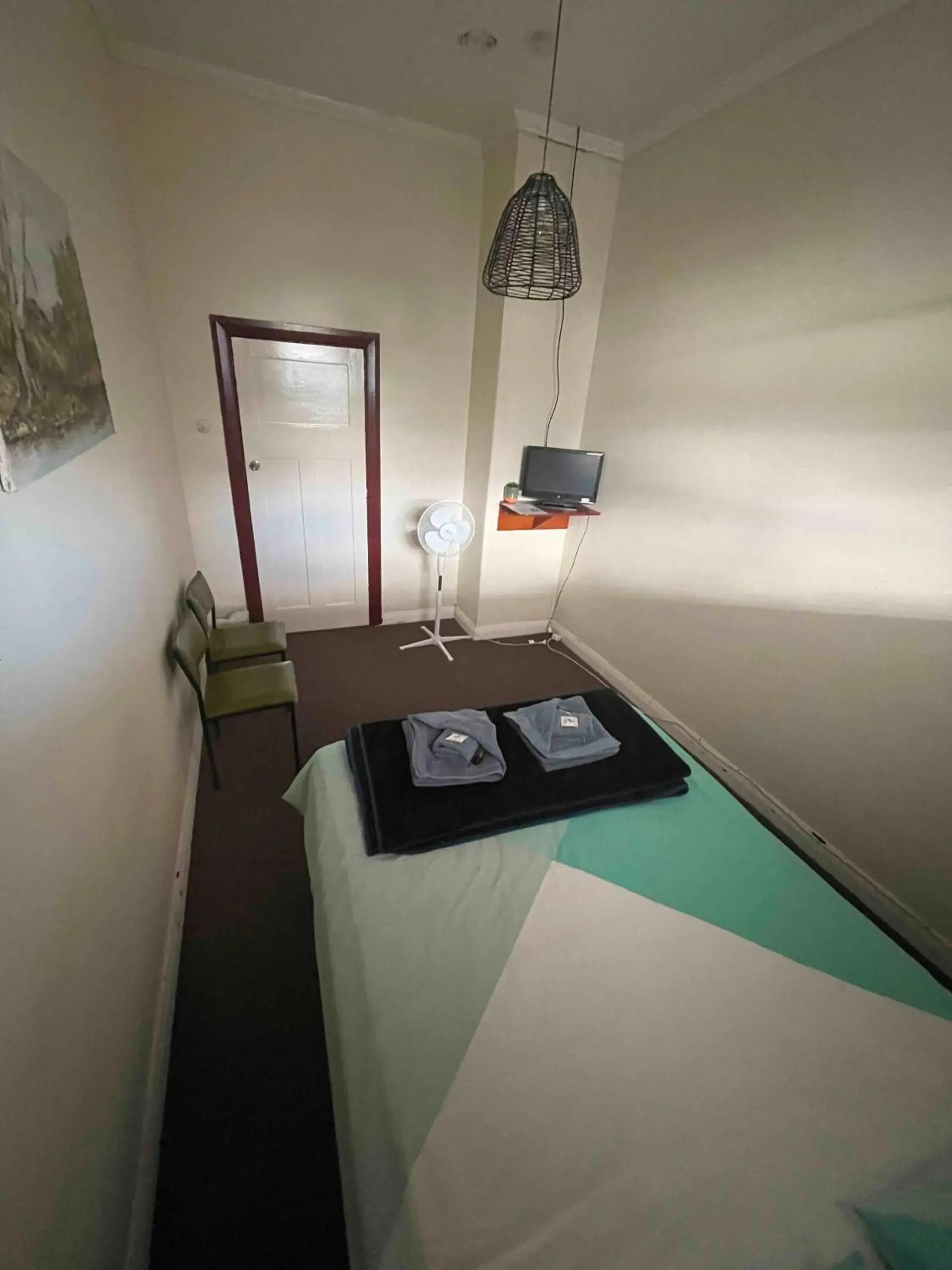 Double Room with Shared Bathroom in Kaneira Hotel Double Room with Shared Bathroom in Kaneira Hotel