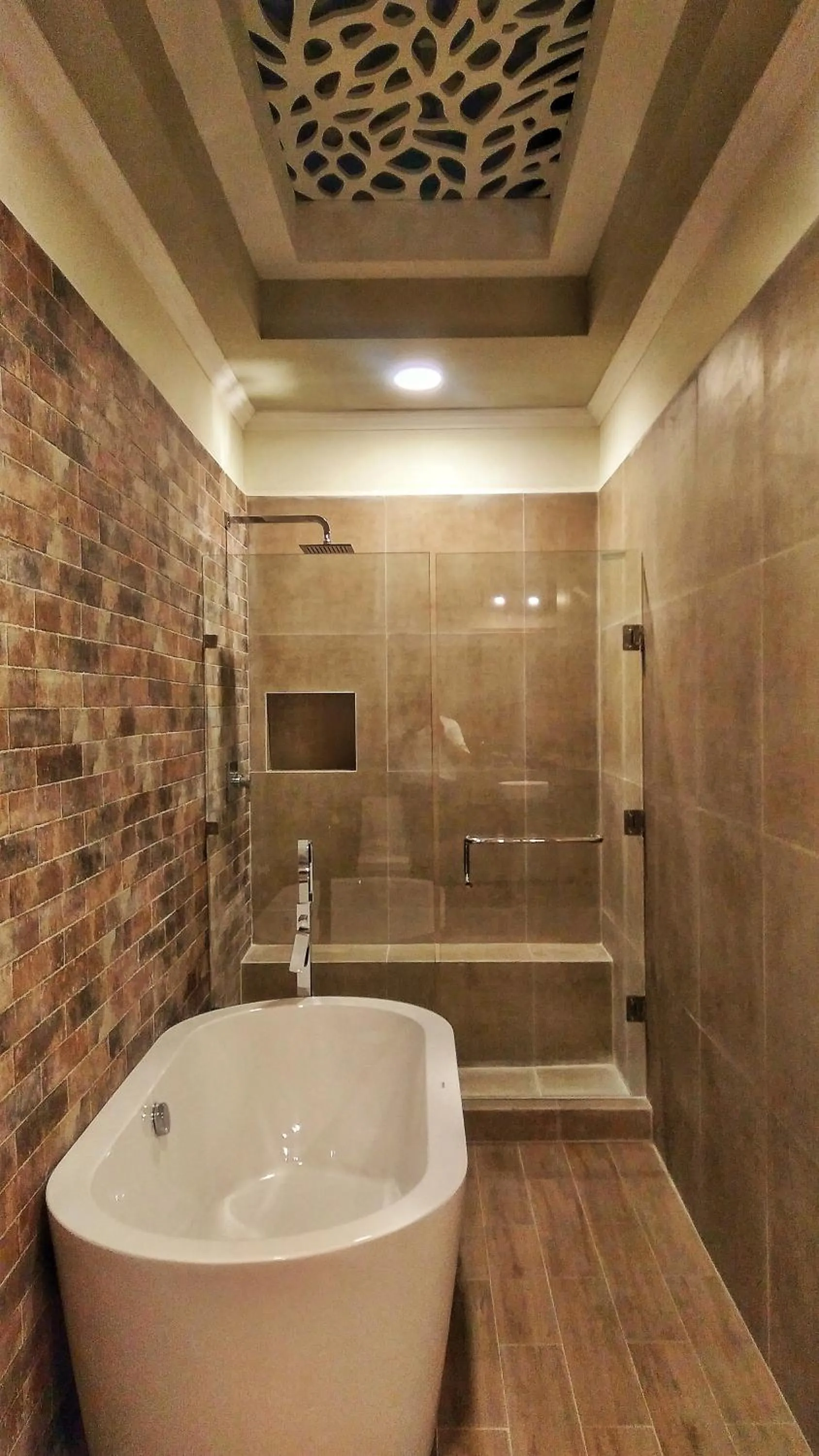 Photo of the whole room in Hotel Aurora