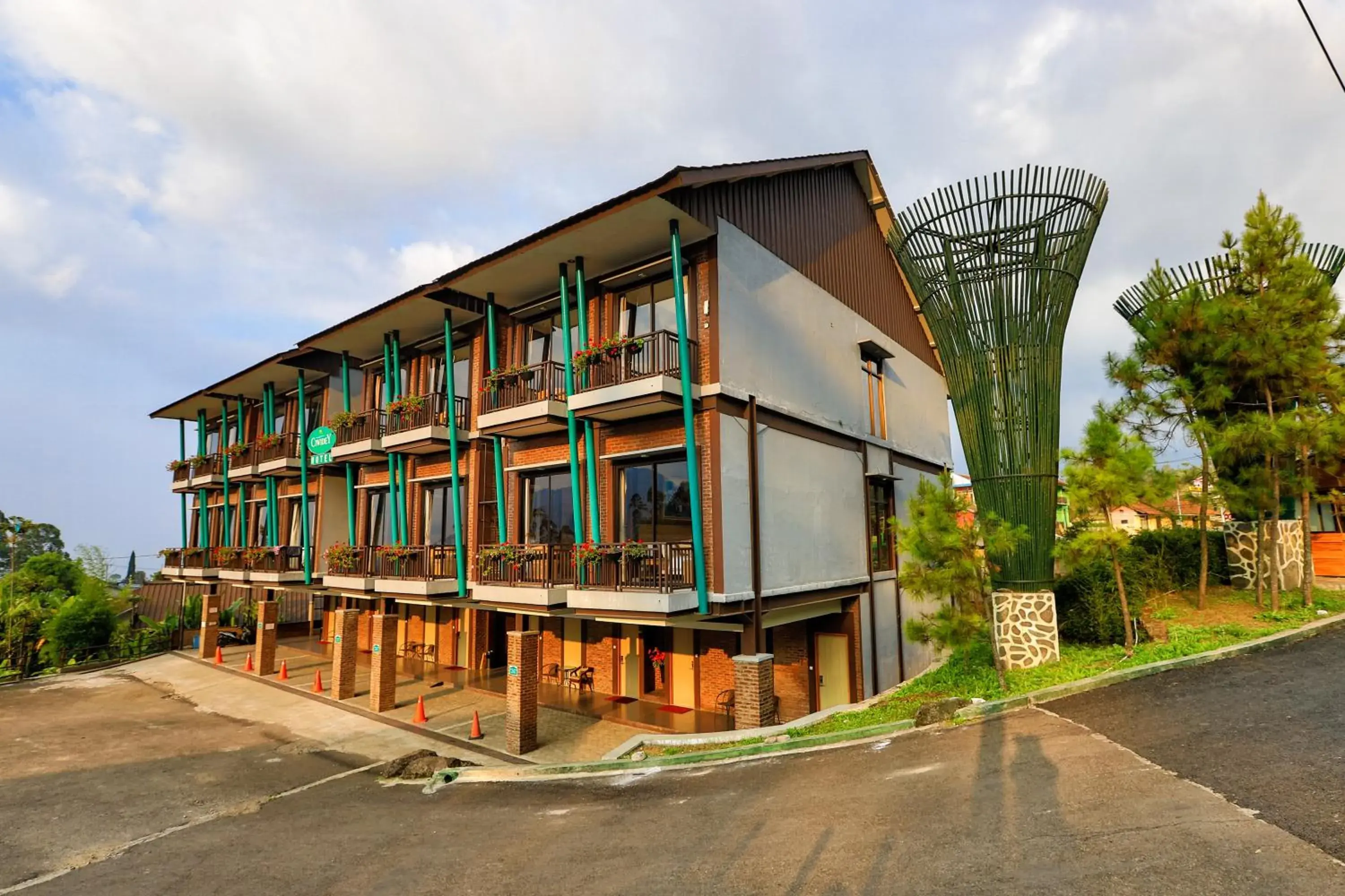 Deluxe Twin Room in Ciwidey Valley Resort Deluxe Twin Room in Ciwidey Valley Resort