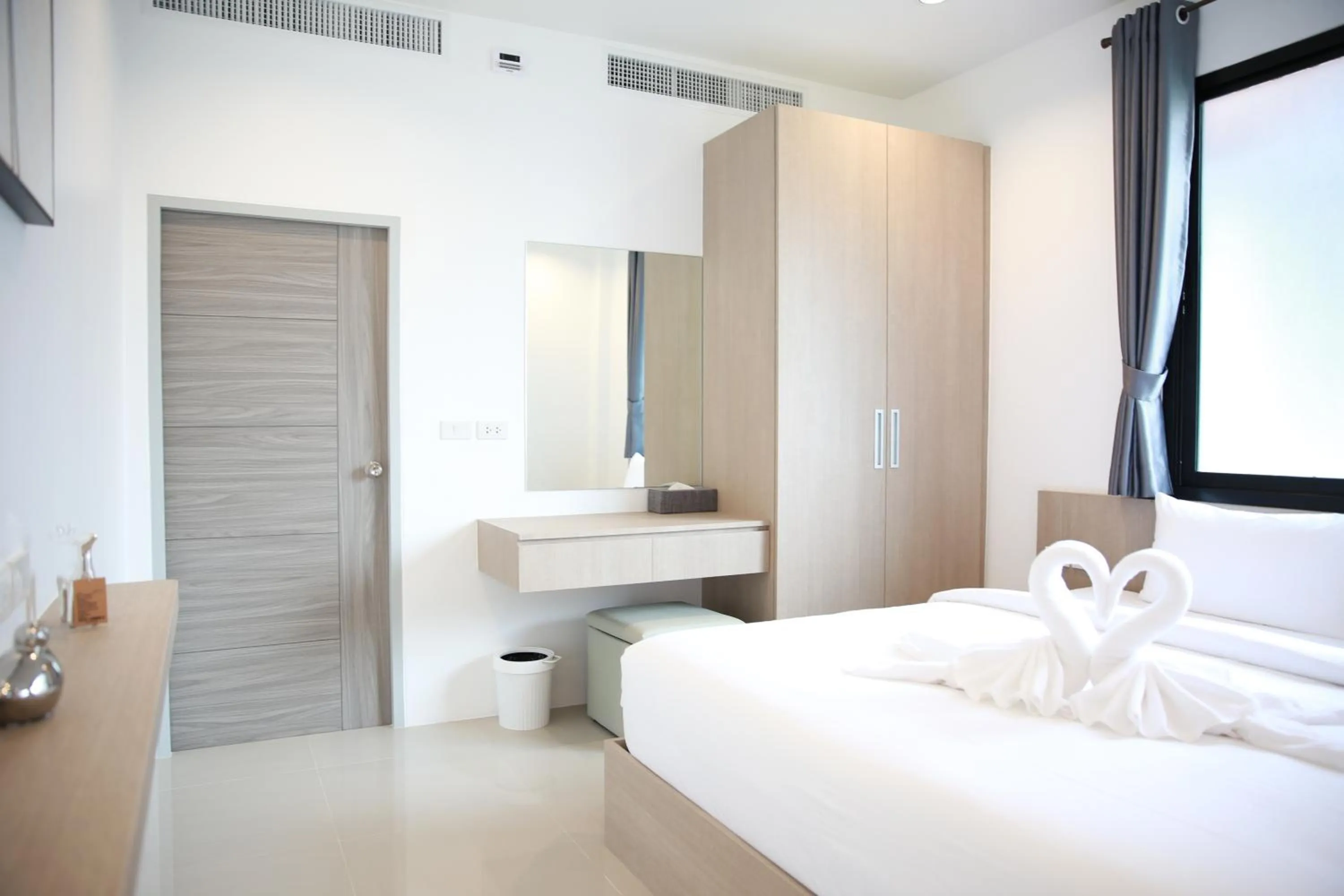 Bedroom, Bed in Shangrilah Bungalow