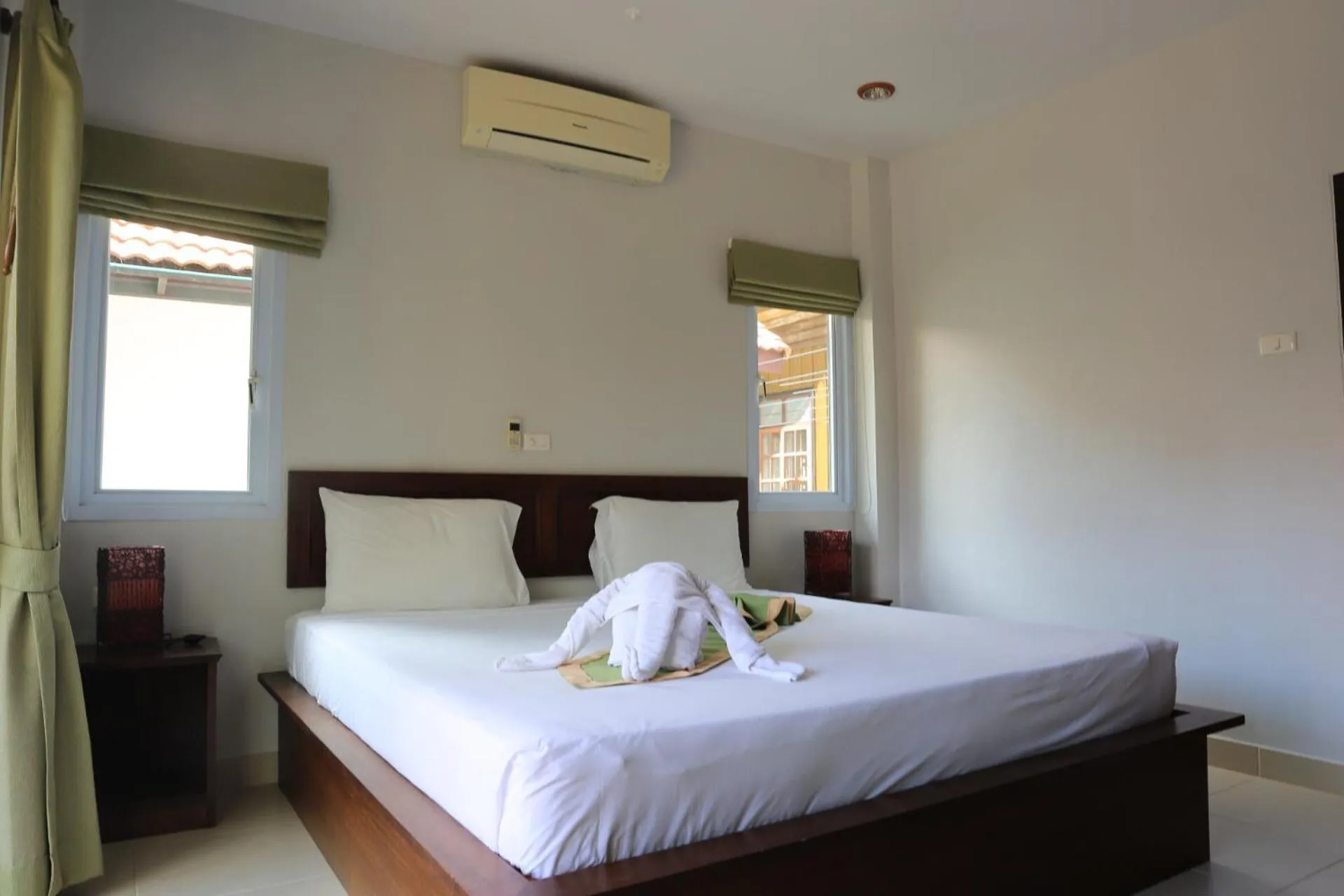 Bed in Shangrilah Bungalow