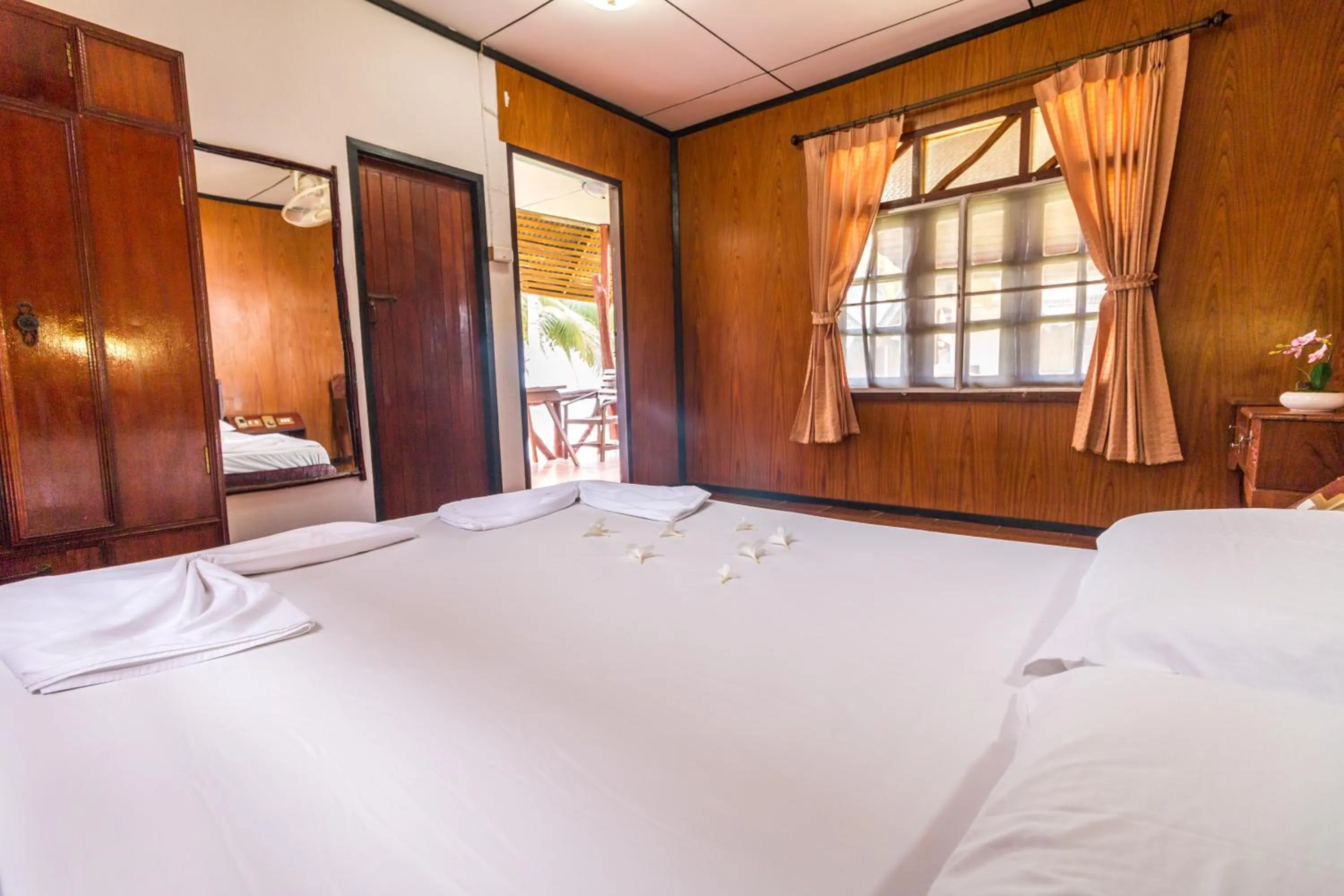 Bed in Shangrilah Bungalow