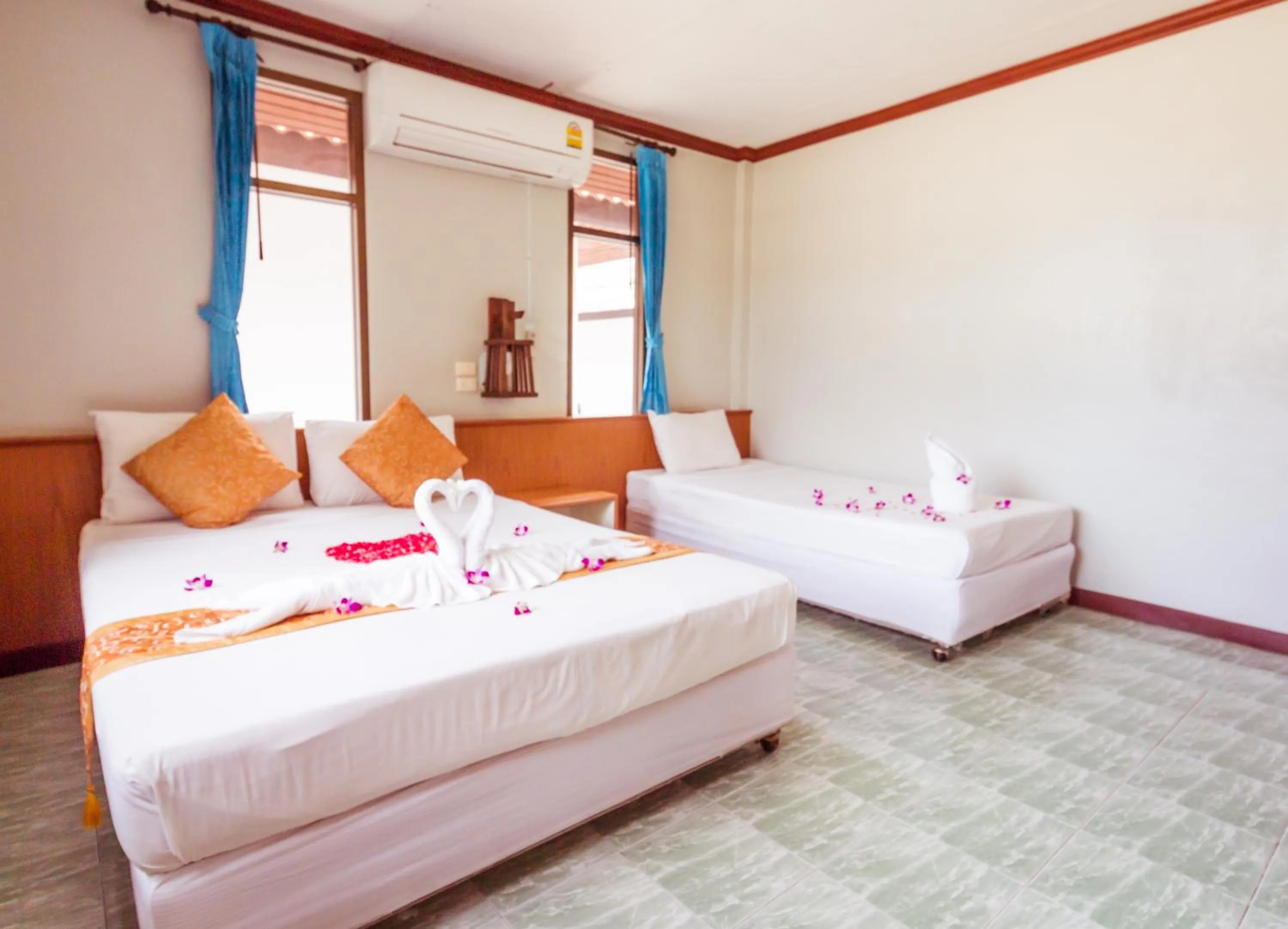 Bed in Shangrilah Bungalow