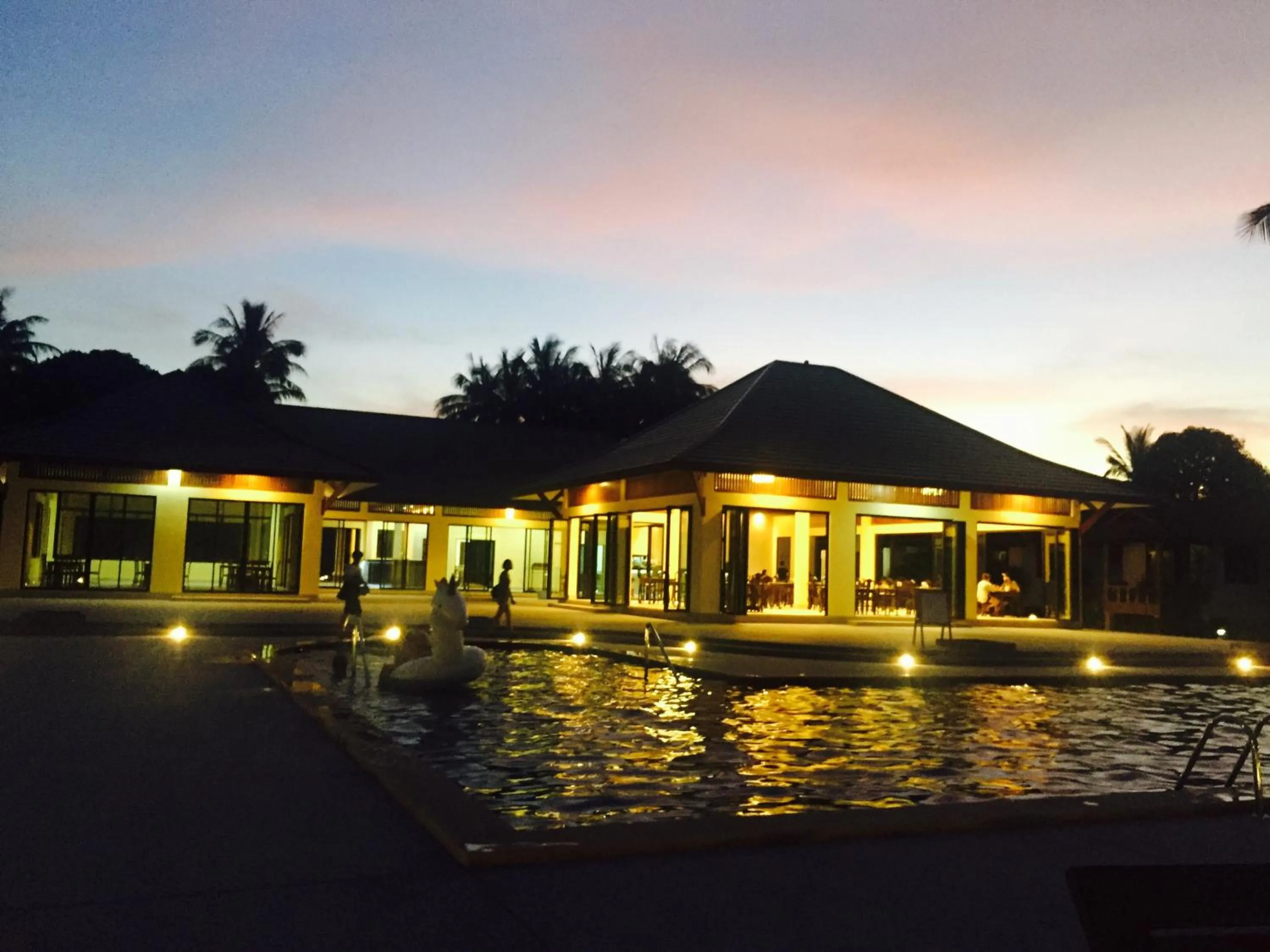 Swimming pool in Shangrilah Bungalow