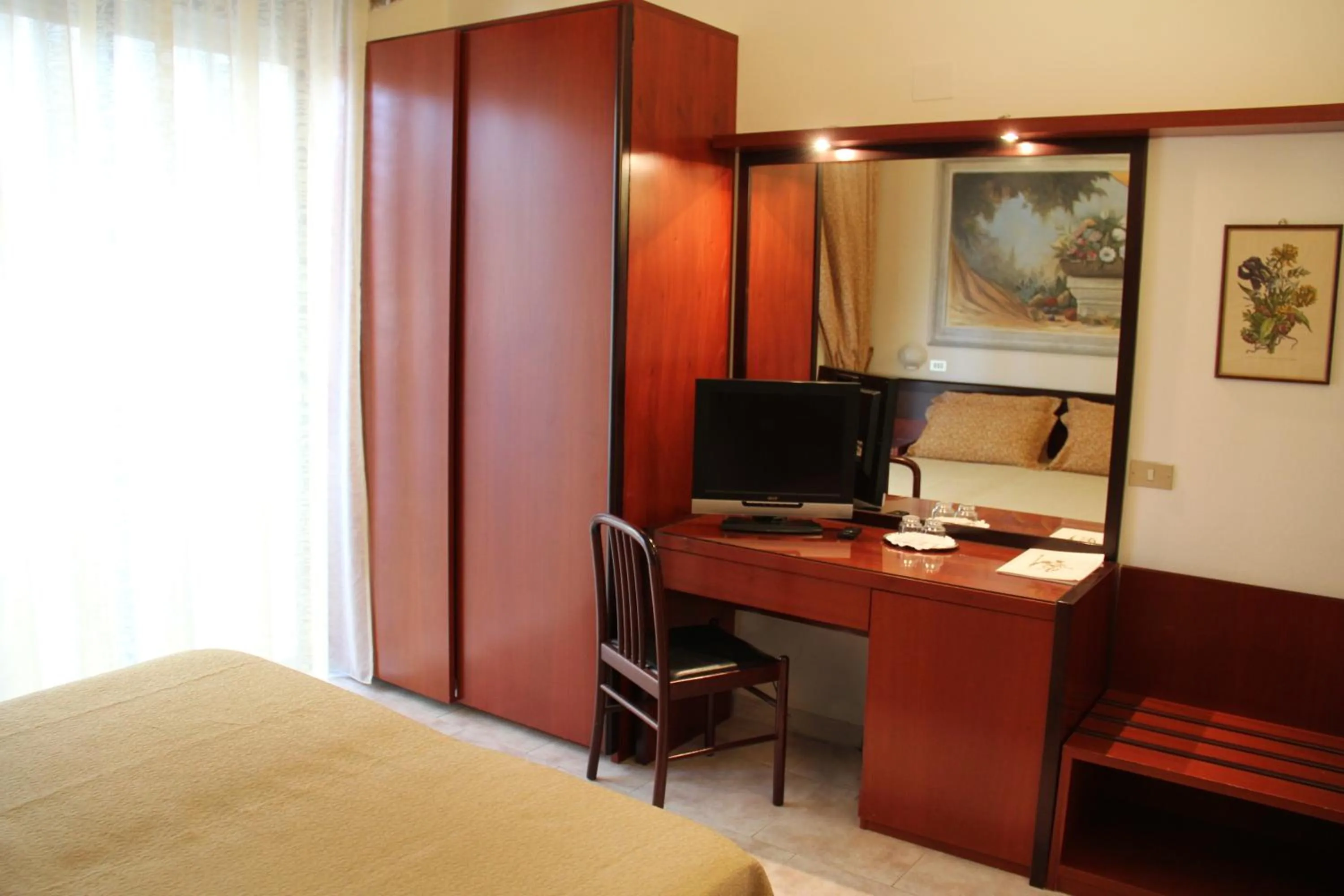 Bedroom, Bed in Hotel Nettuno