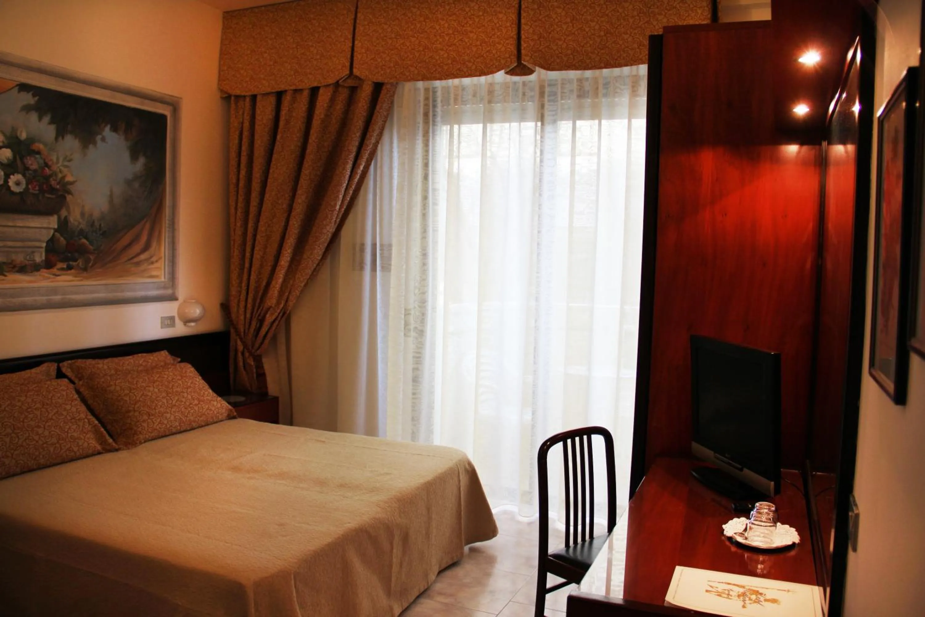 Bedroom, Bed in Hotel Nettuno