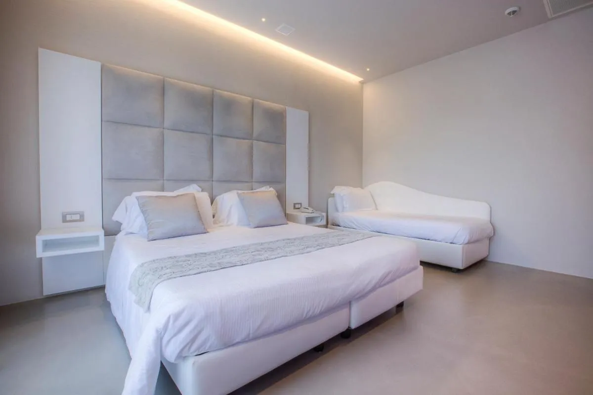 Bedroom, Bed in Hotel Nettuno