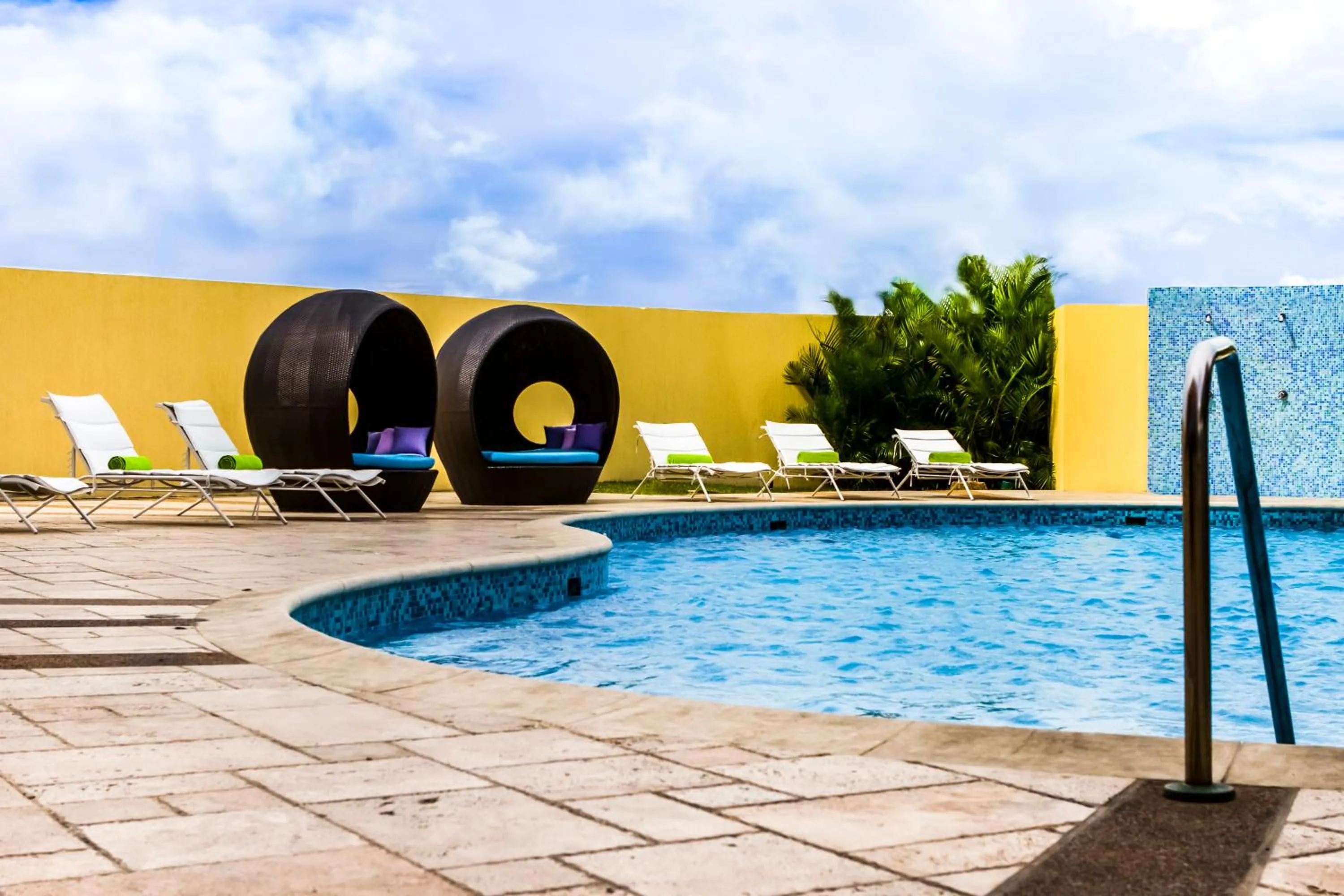 Pool view in Lidotel Barquisimeto