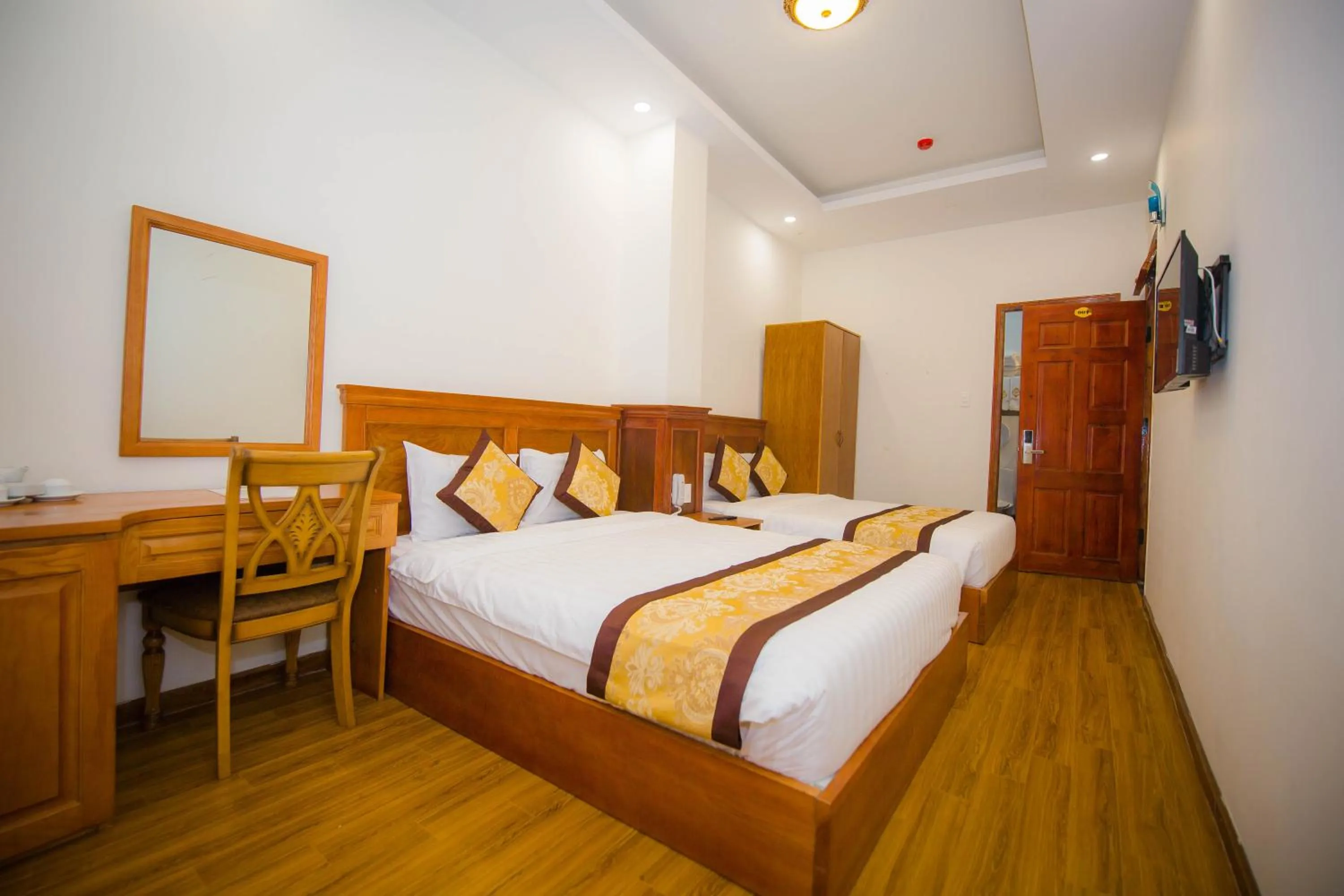 Bed in Hồng Tùng Hotel