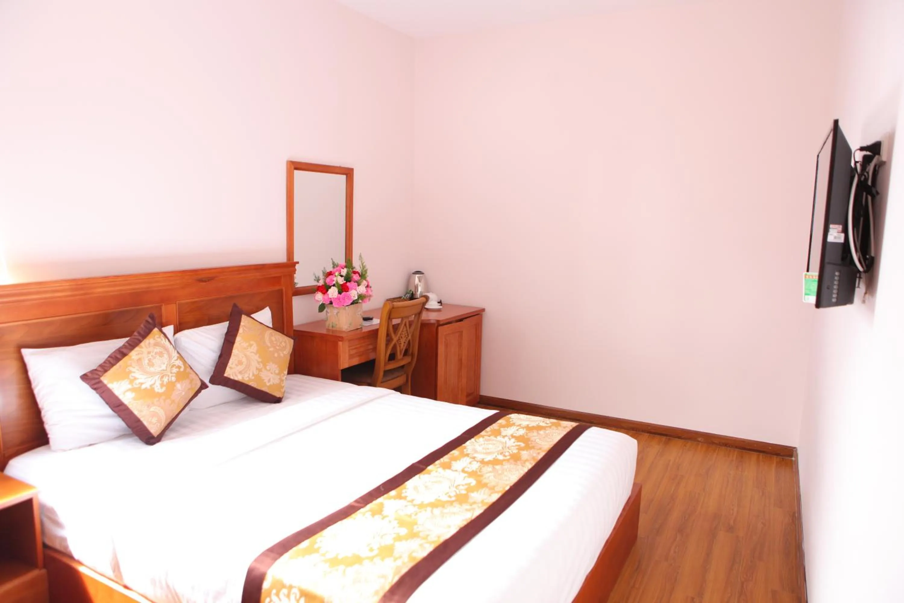 Bed in Hồng Tùng Hotel