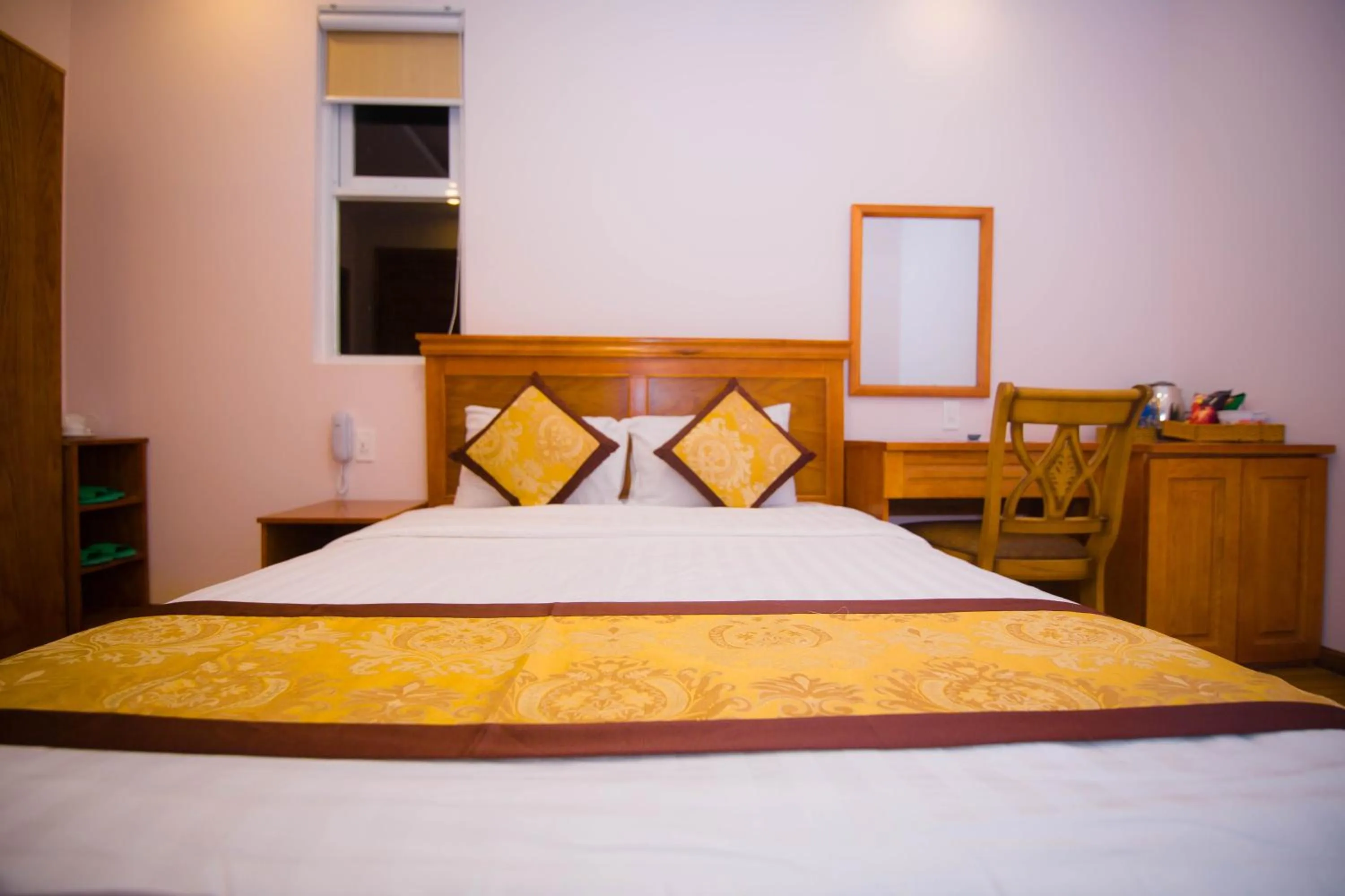 Bed in Hồng Tùng Hotel