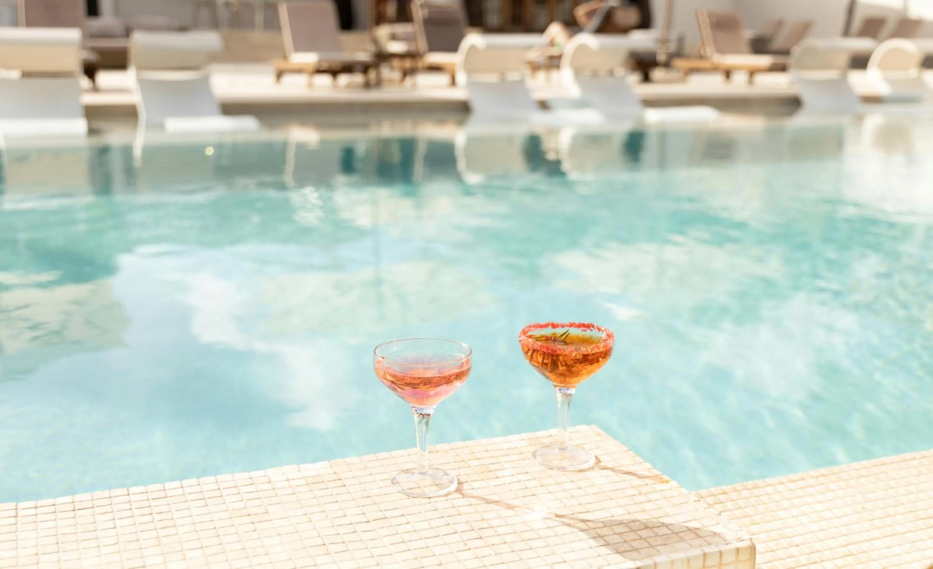 Swimming pool in Calabash Hotel