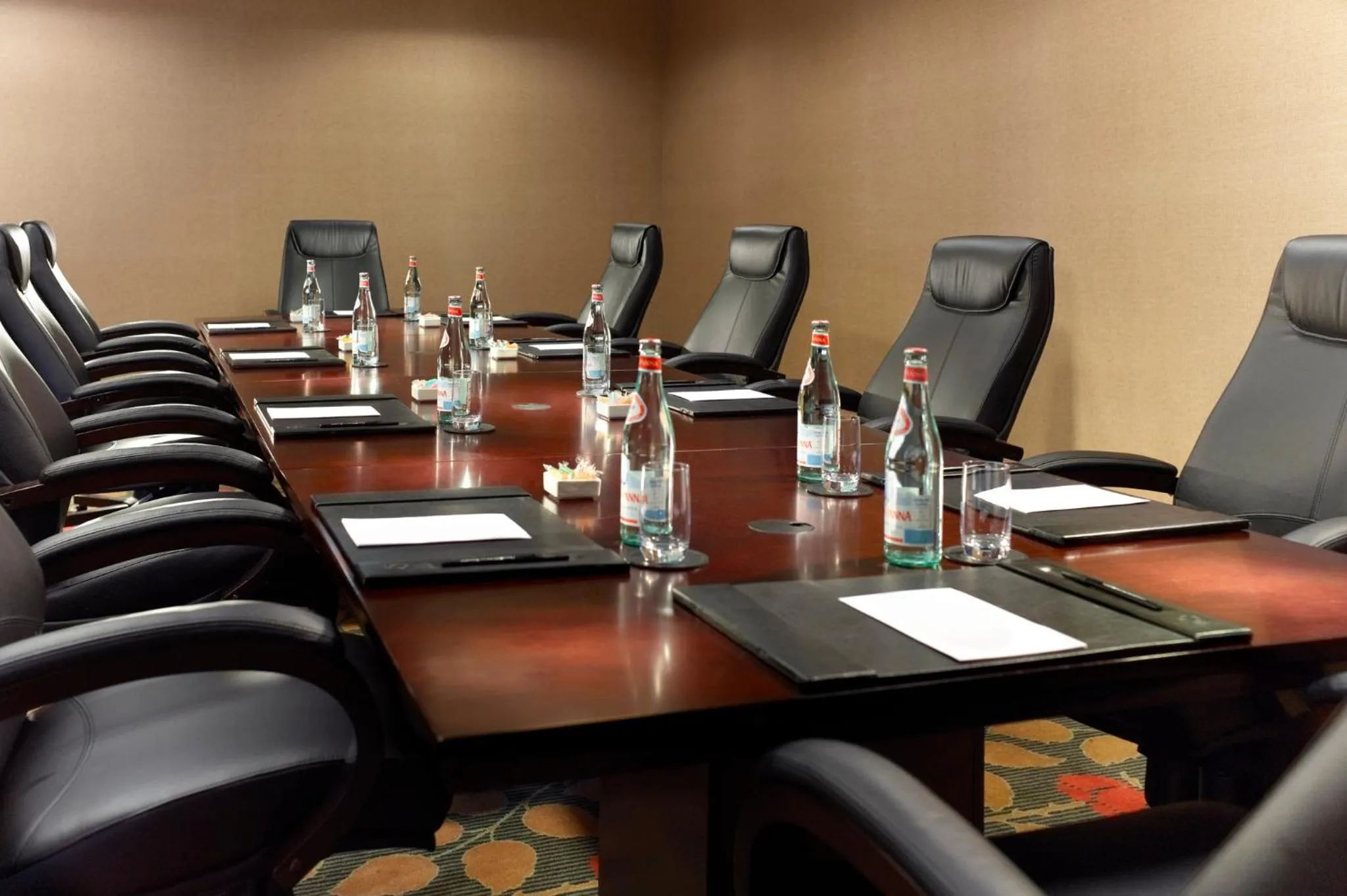 Meeting/conference room in The Omni Grove Park Inn & Spa - Asheville