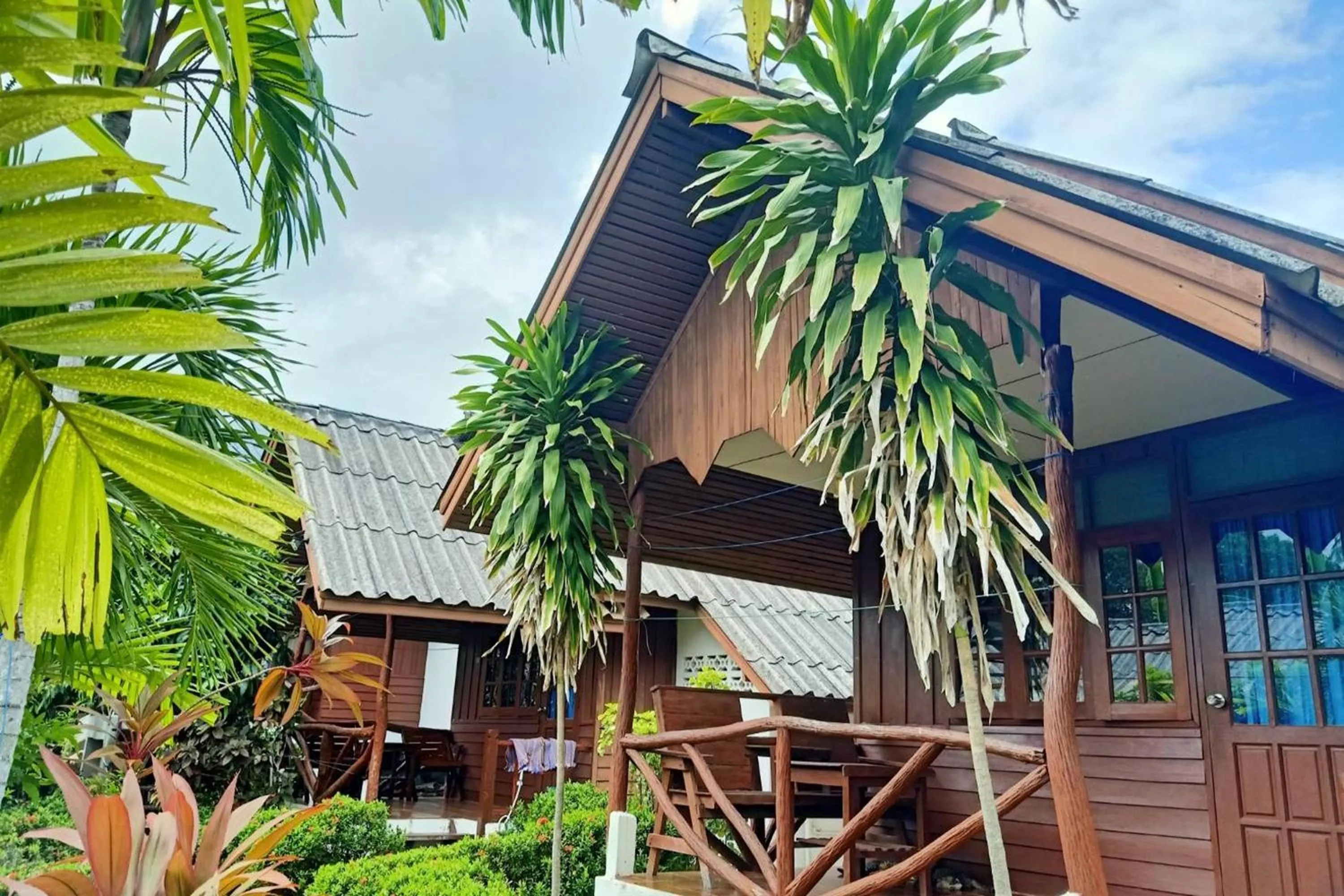 Property building in Palm Point Village