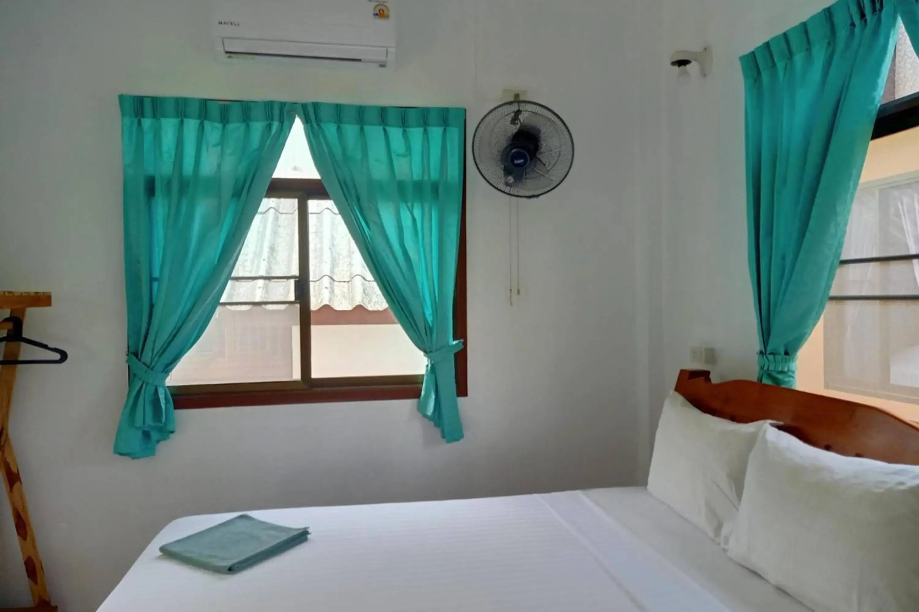 Bedroom, Bed in Palm Point Village Bedroom, Bed in Palm Point Village