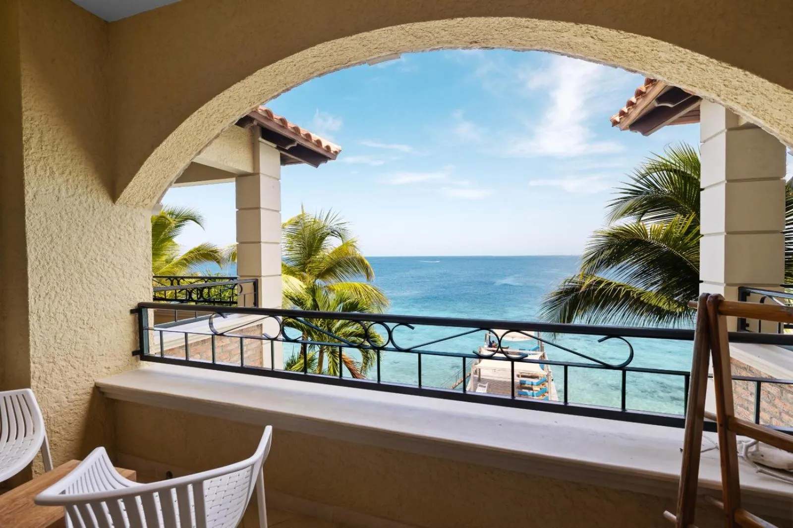 The Bellafonte - Luxury Oceanfront Hotel