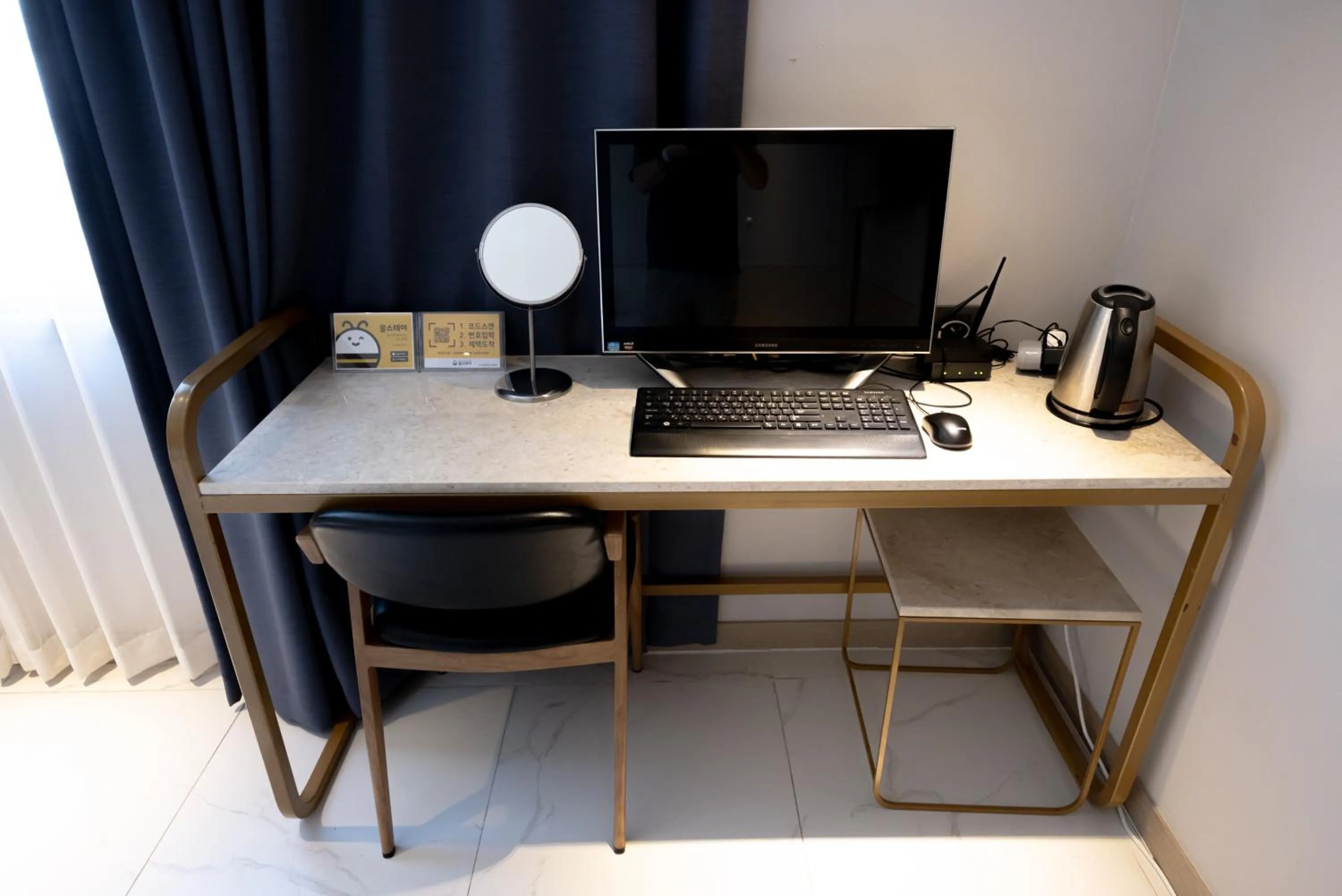 TV and multimedia in Hound Hotel Seomyeon-Beomcheon