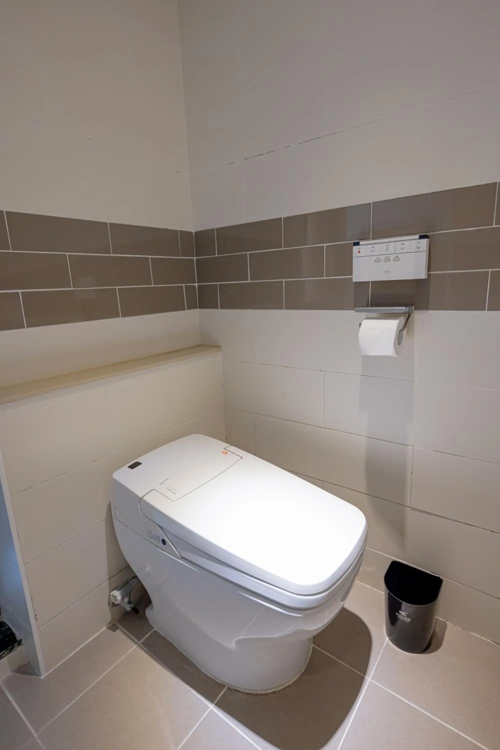 Toilet in Hound Hotel Seomyeon-Beomcheon