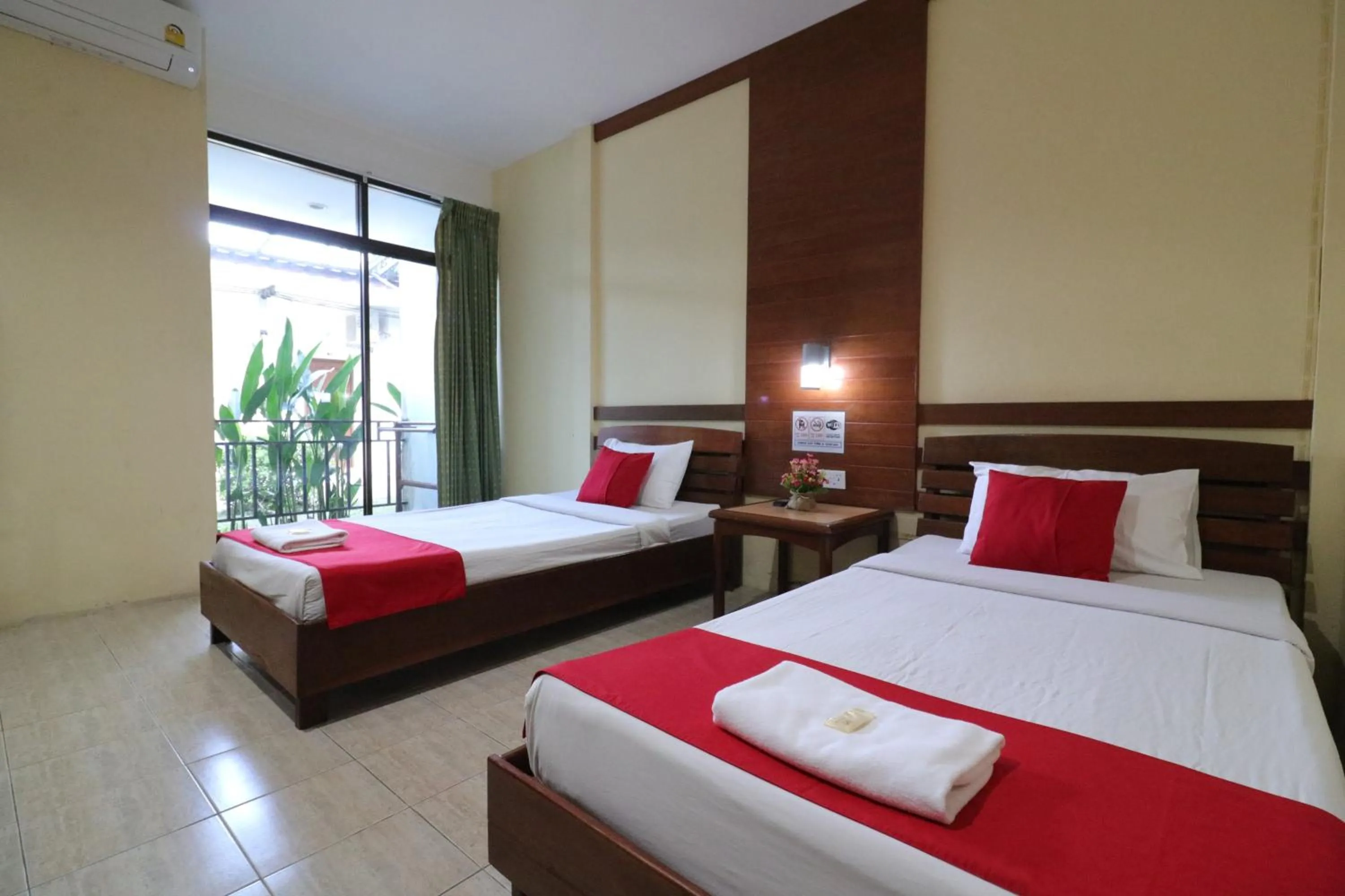 Bed in Baan Nat The Village