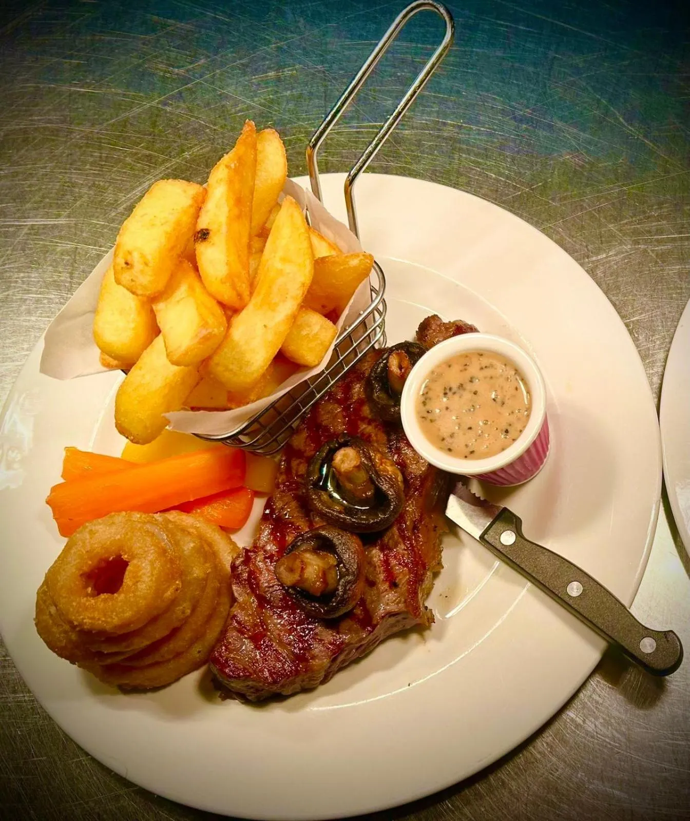 Loch Ness Lodge Hotel