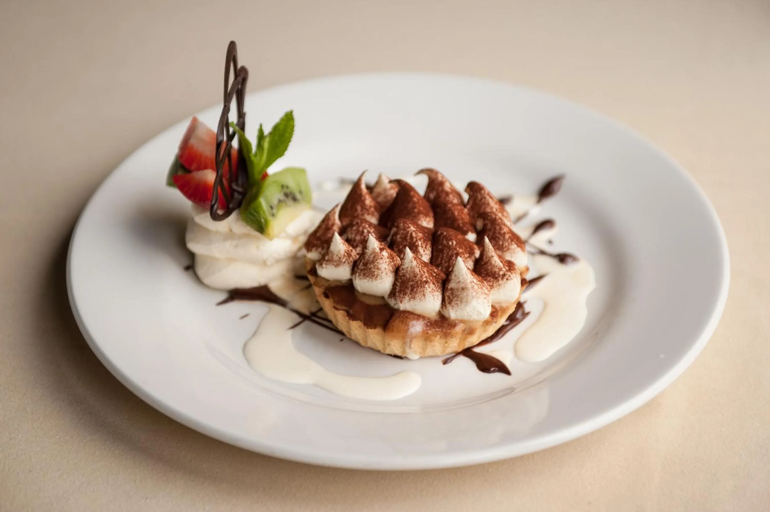 Food and drinks in Loch Ness Lodge Hotel