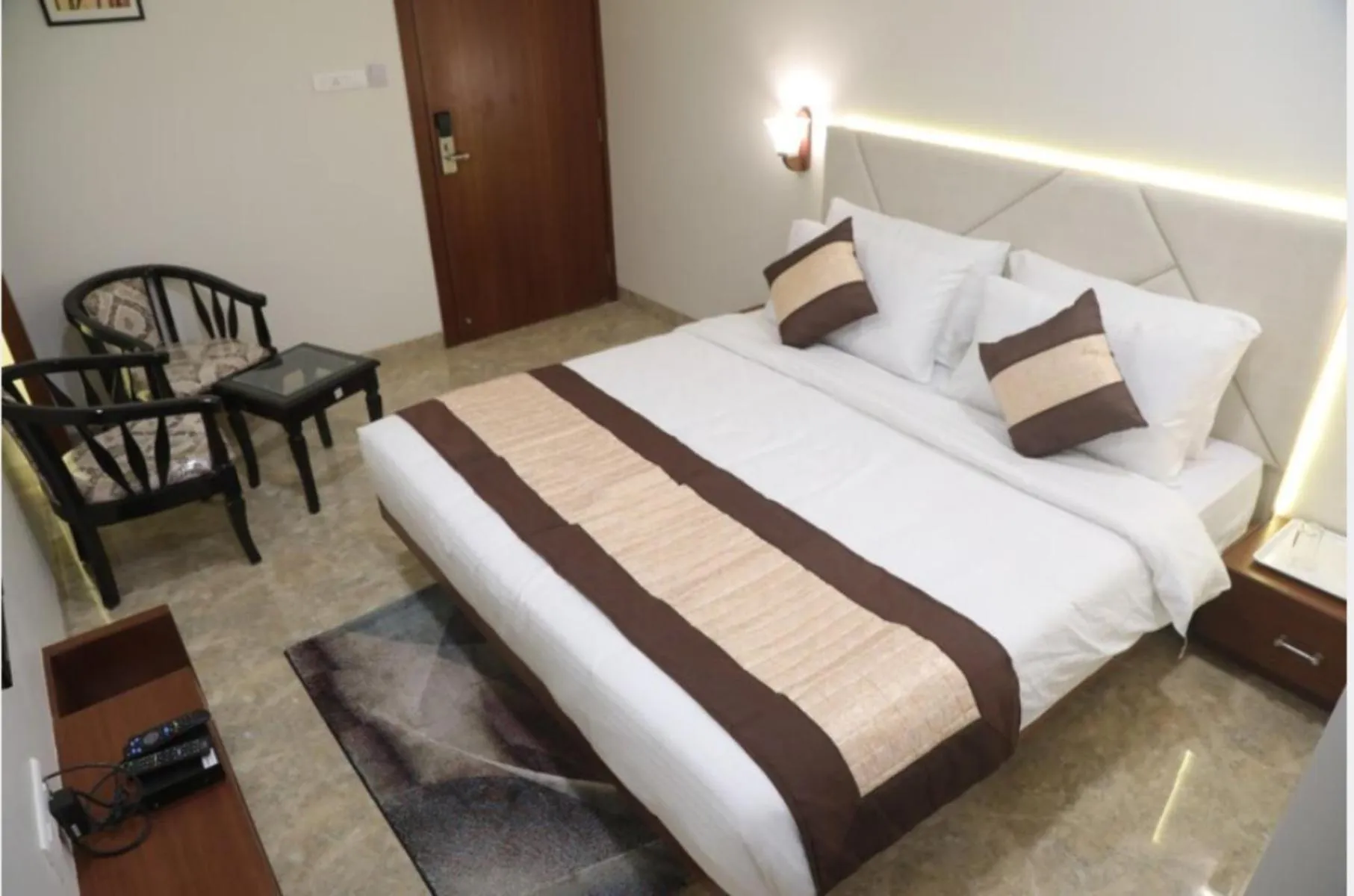 Bedroom, Bed in Hotel Aditya Residency