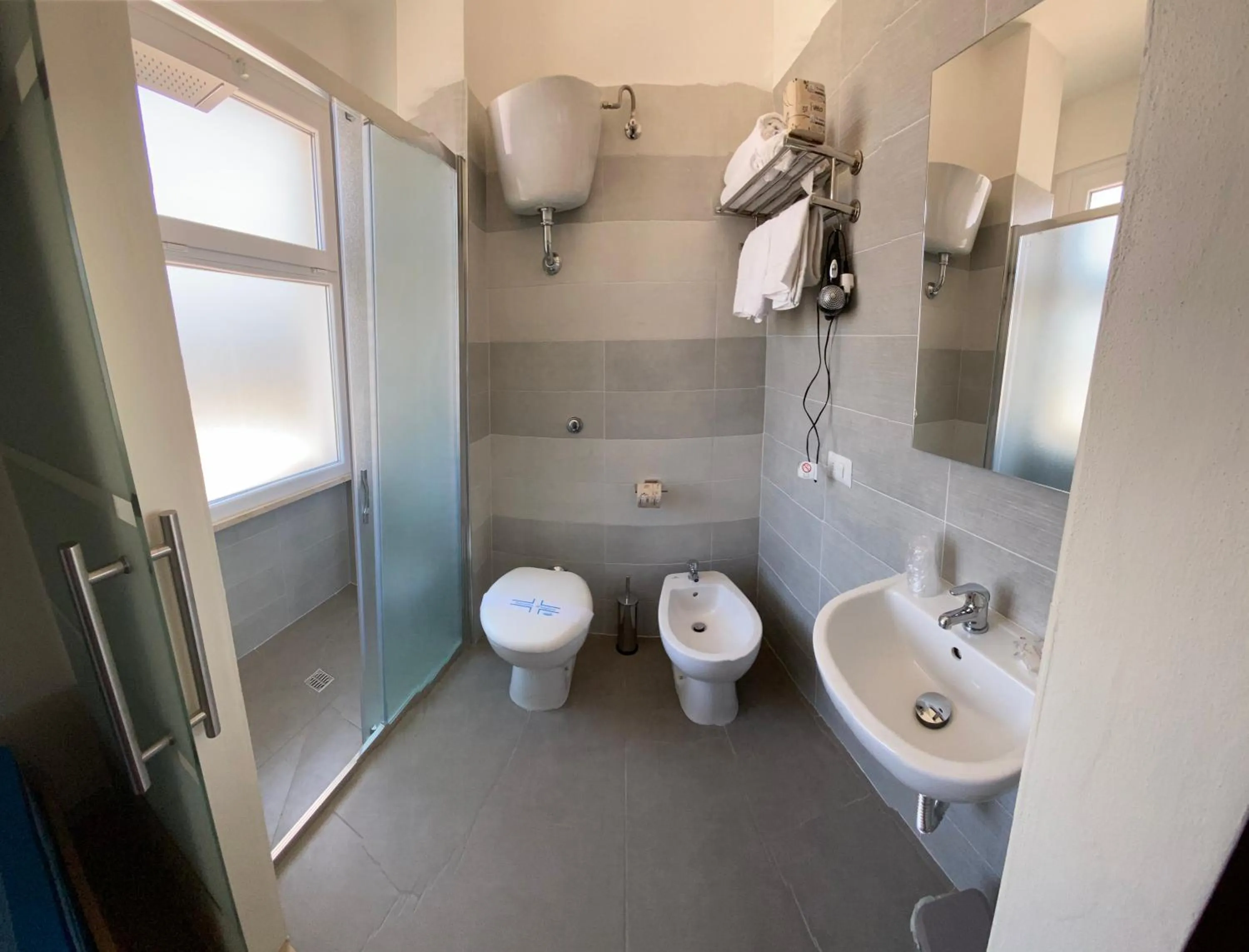 Bathroom in Acquaviva Experience B&B