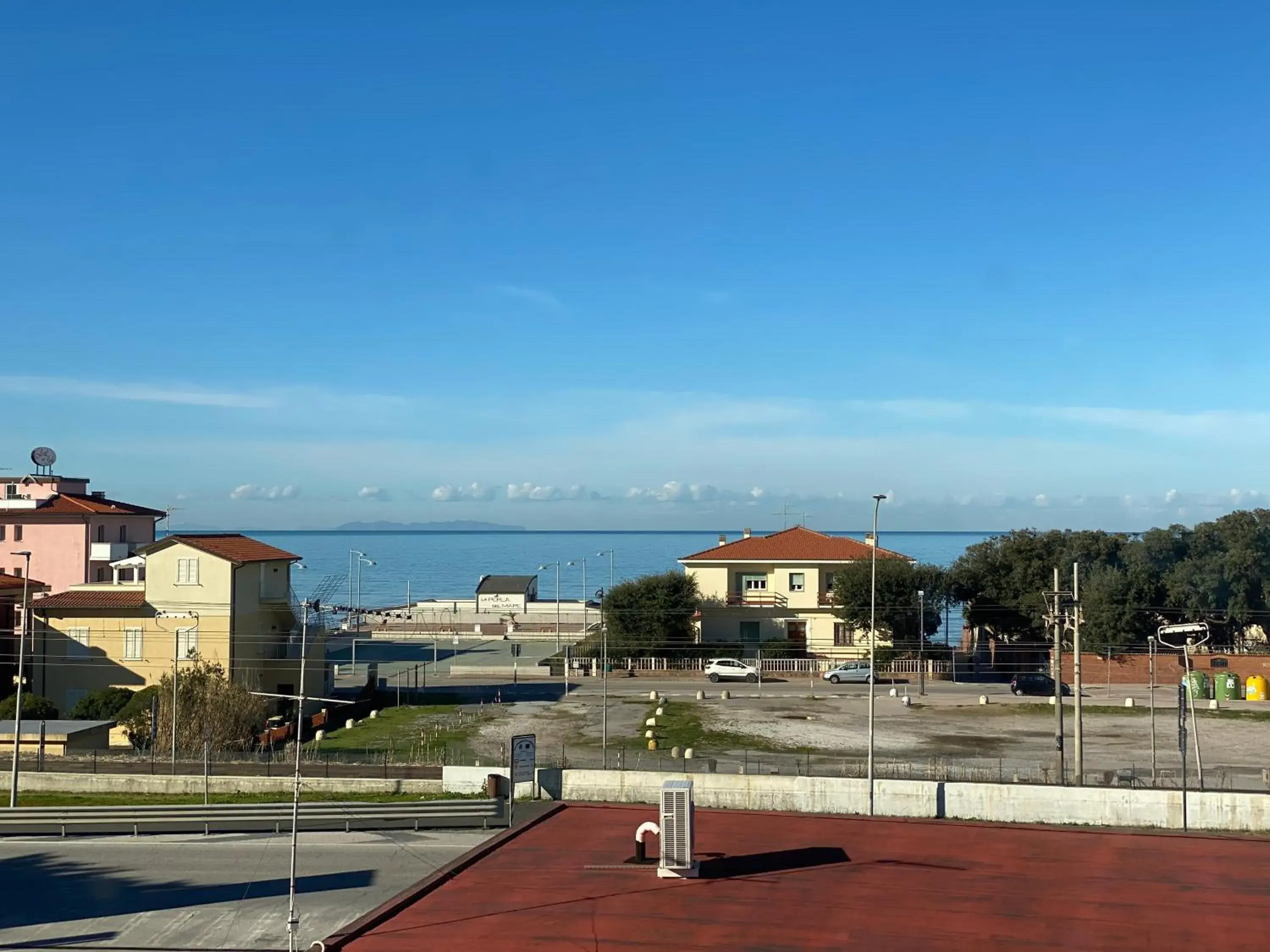 Classic Quadruple Room in Acquaviva Experience B&B Classic Quadruple Room in Acquaviva Experience B&B