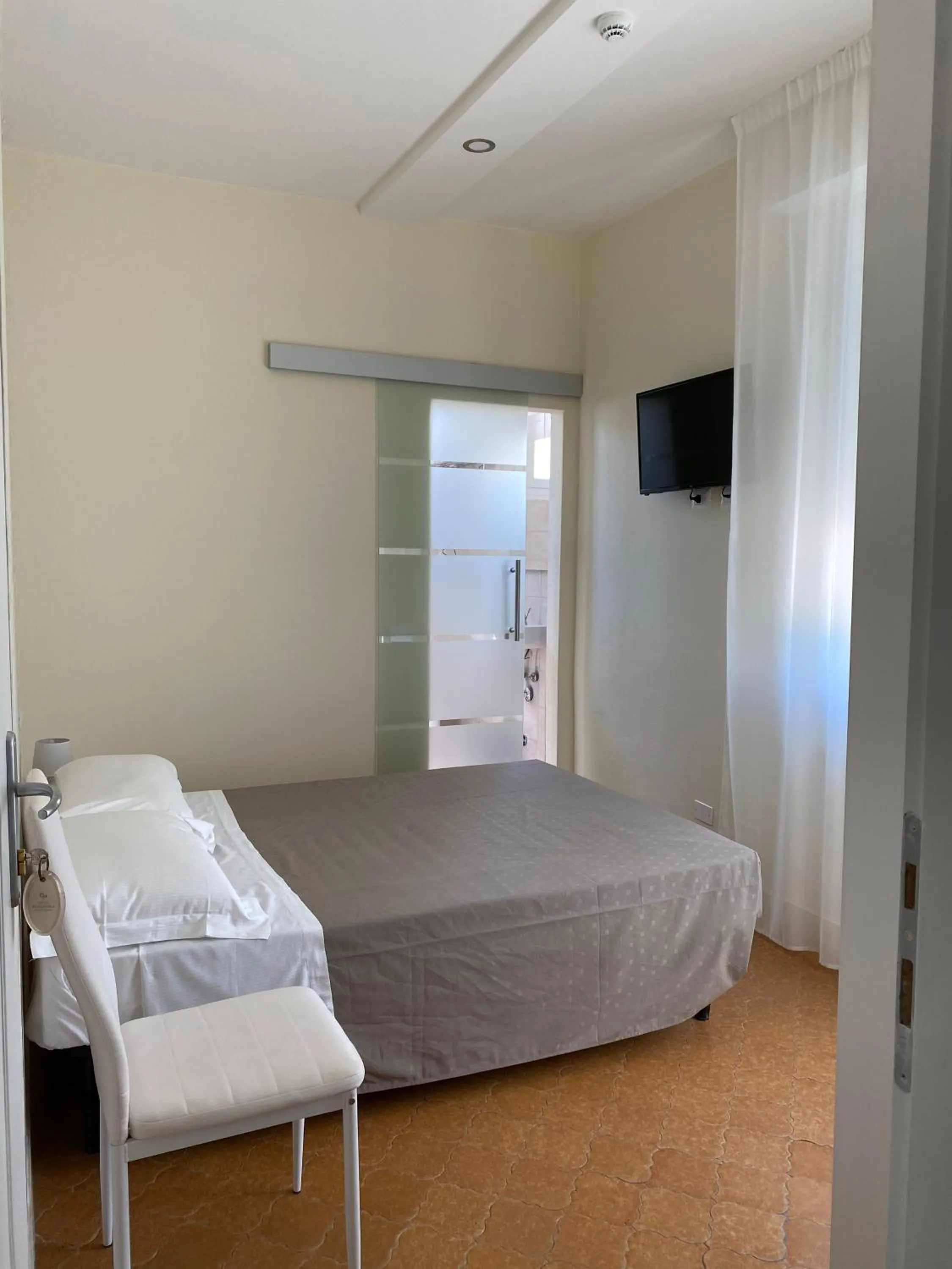 Summer, Bed in Acquaviva Experience B&B