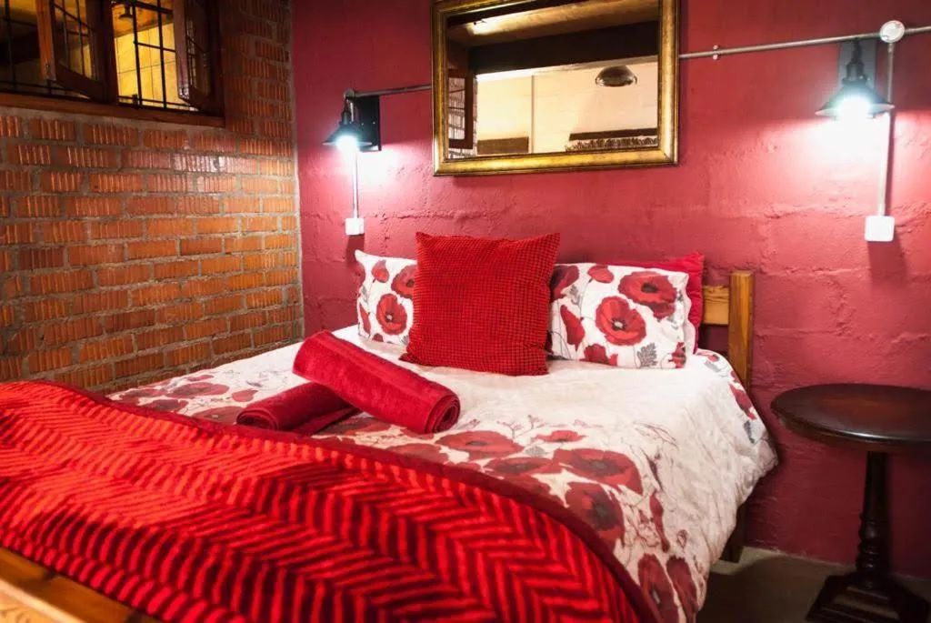Bed in The little Club Getaway at The Hay Barn