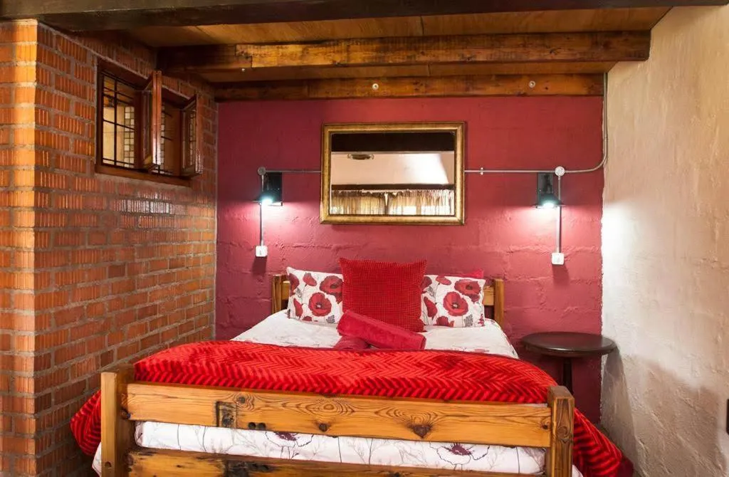 Bedroom, Bed in The little Club Getaway at The Hay Barn