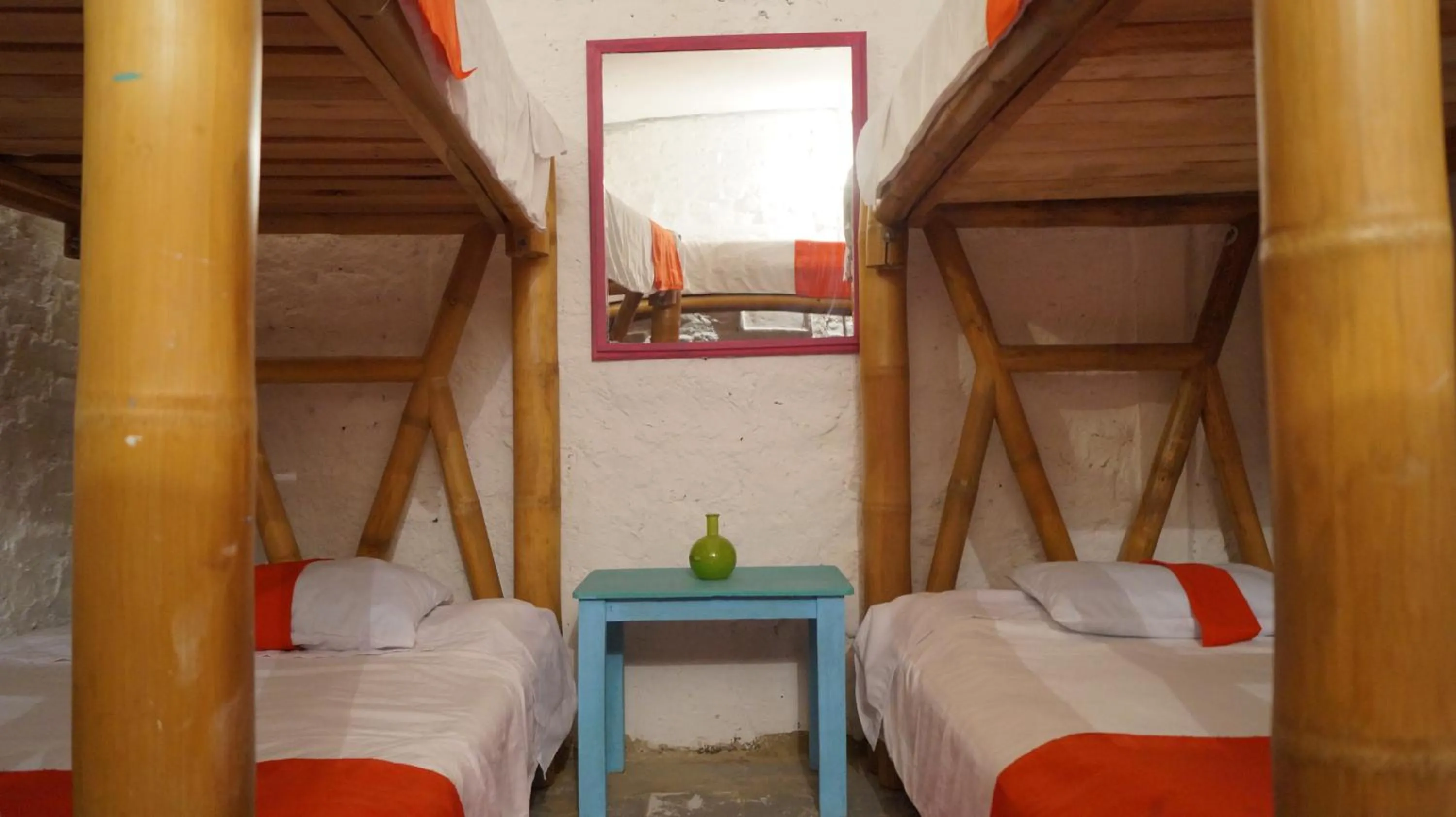 Bedroom, Bed in Lima Limon Candelaria Hostel