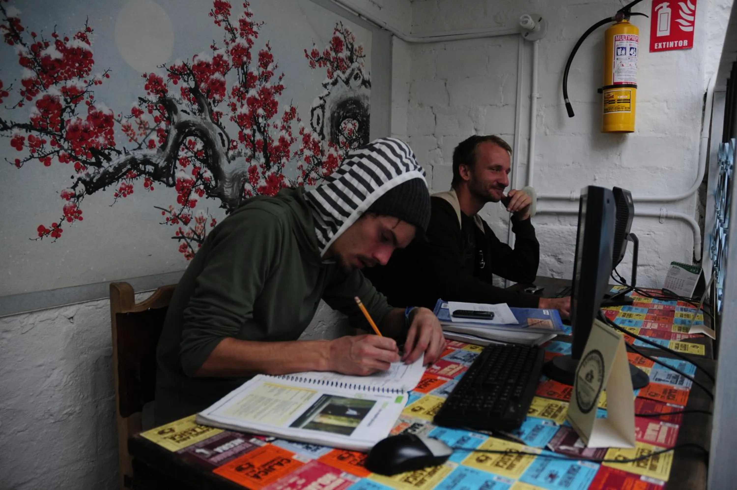 group of guests in Lima Limon Candelaria Hostel
